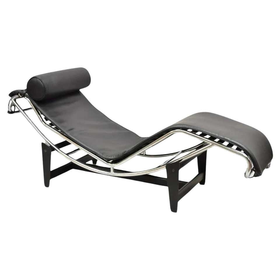 Le Corbusier Chaise Longues - 10 For Sale at 1stDibs | le corbusier ...