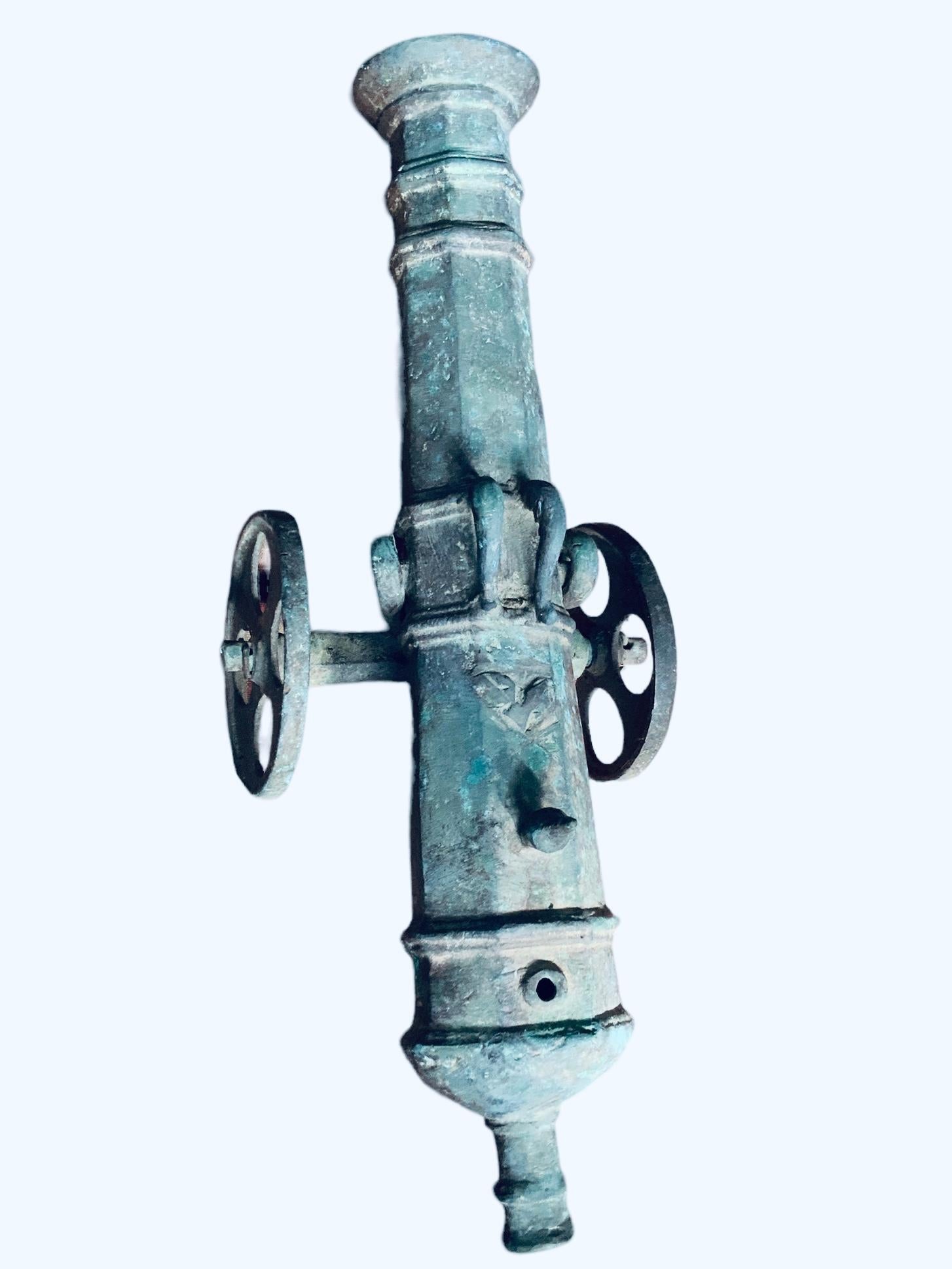 Altro Replica del modello di un cannone di bronzo in vendita