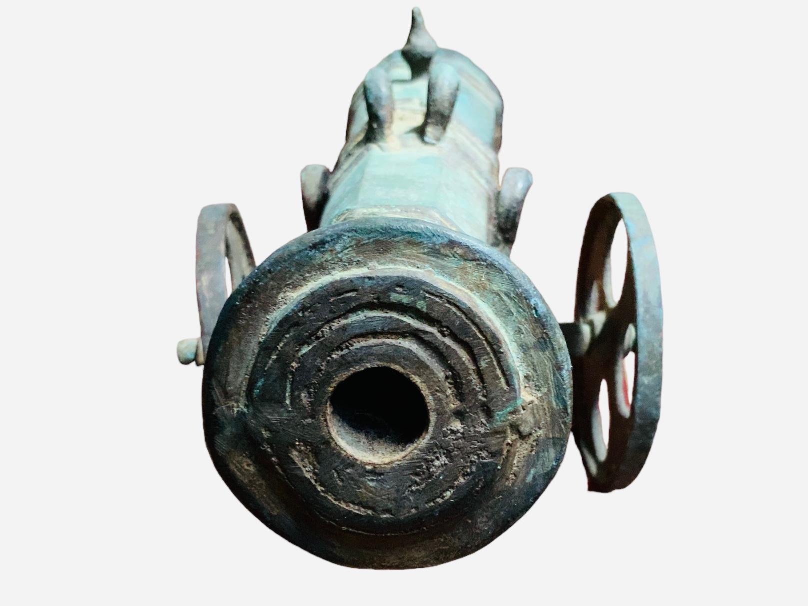 Sconosciuto Replica del modello di un cannone di bronzo in vendita