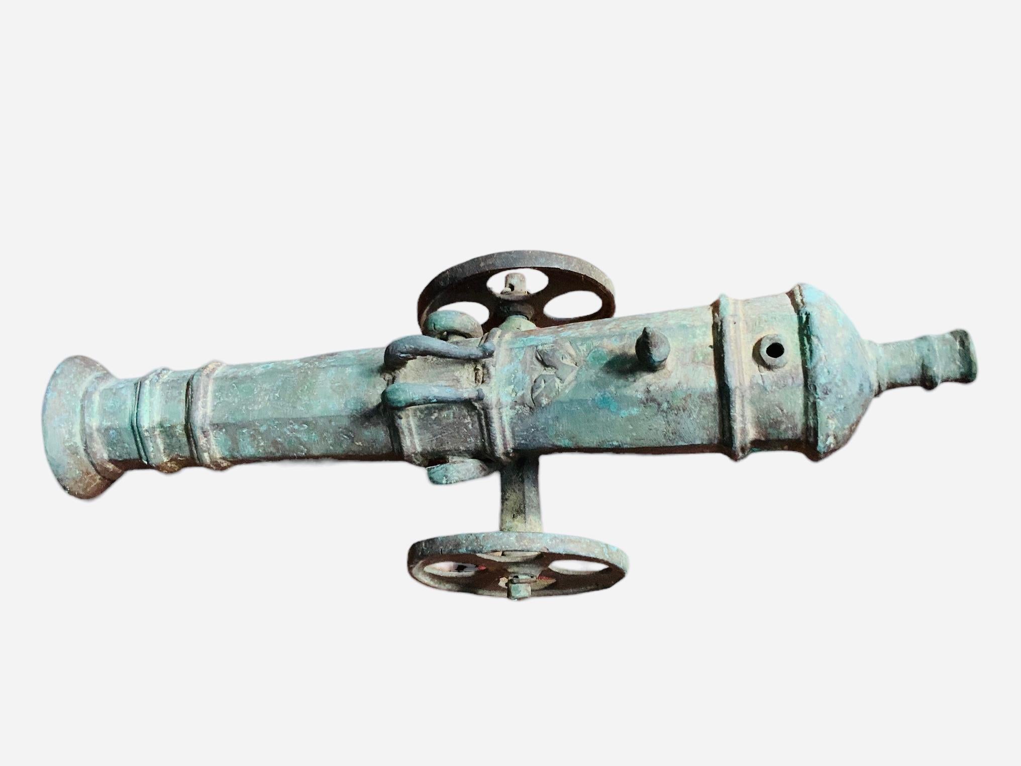 Replica del modello di un cannone di bronzo In condizioni buone in vendita a Guaynabo, PR