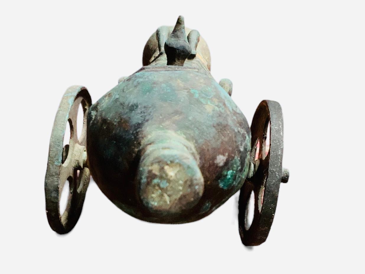 Replica del modello di un cannone di bronzo in vendita 1