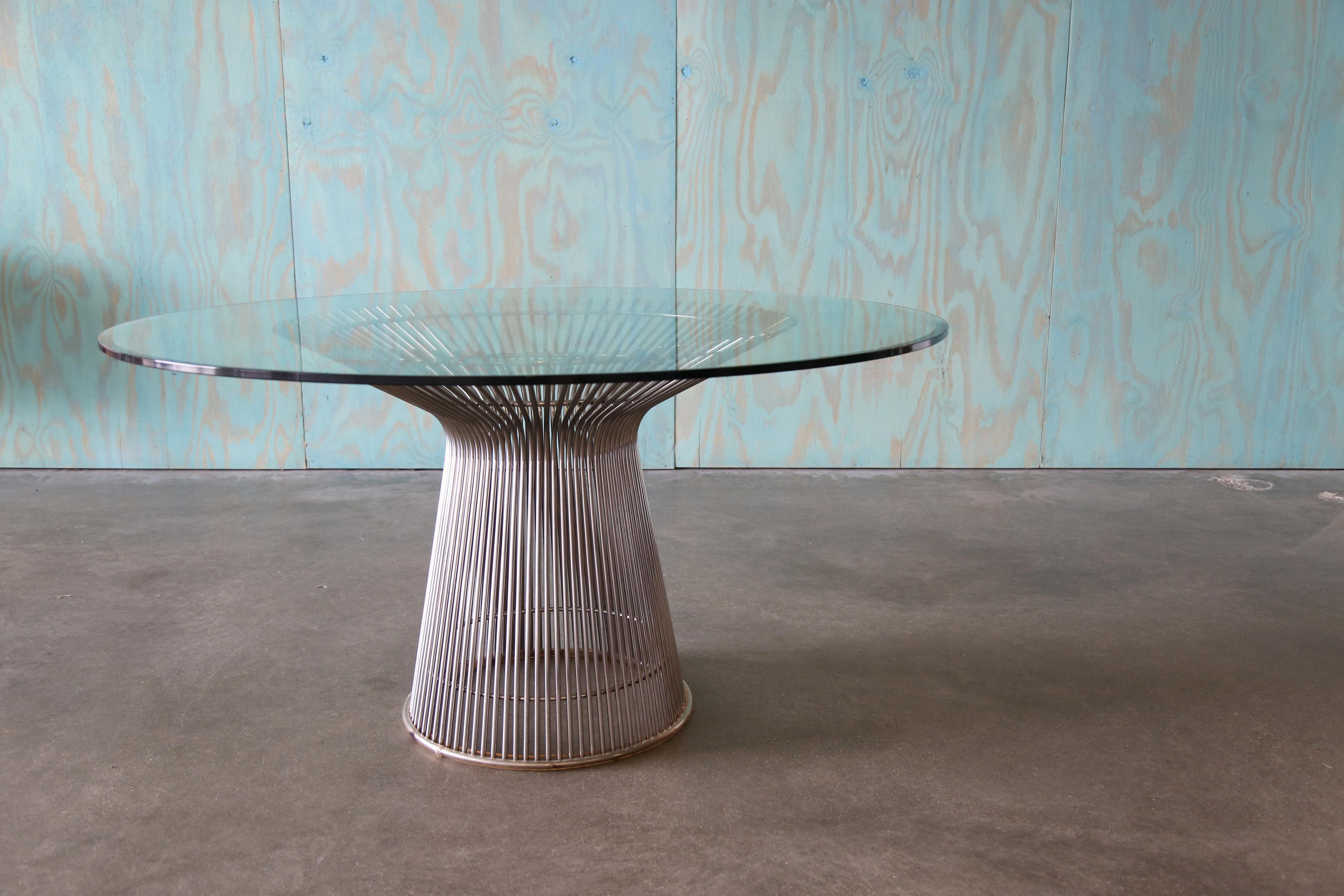 Américain Réplique de la table de salle à manger en chrome et verre 54