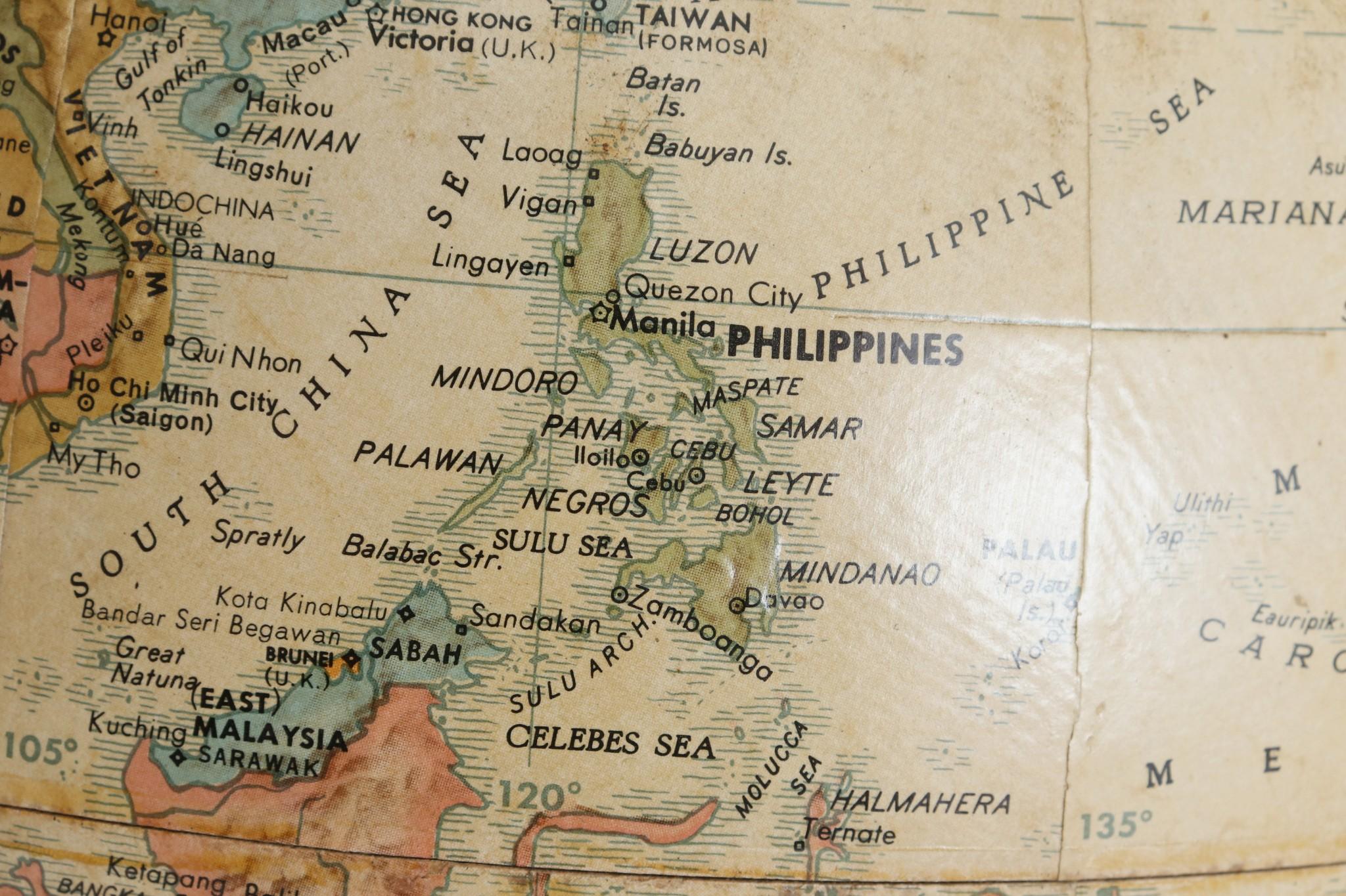 Replogle Globes Serie Classici del Mondo da 12 pollici in vendita 1