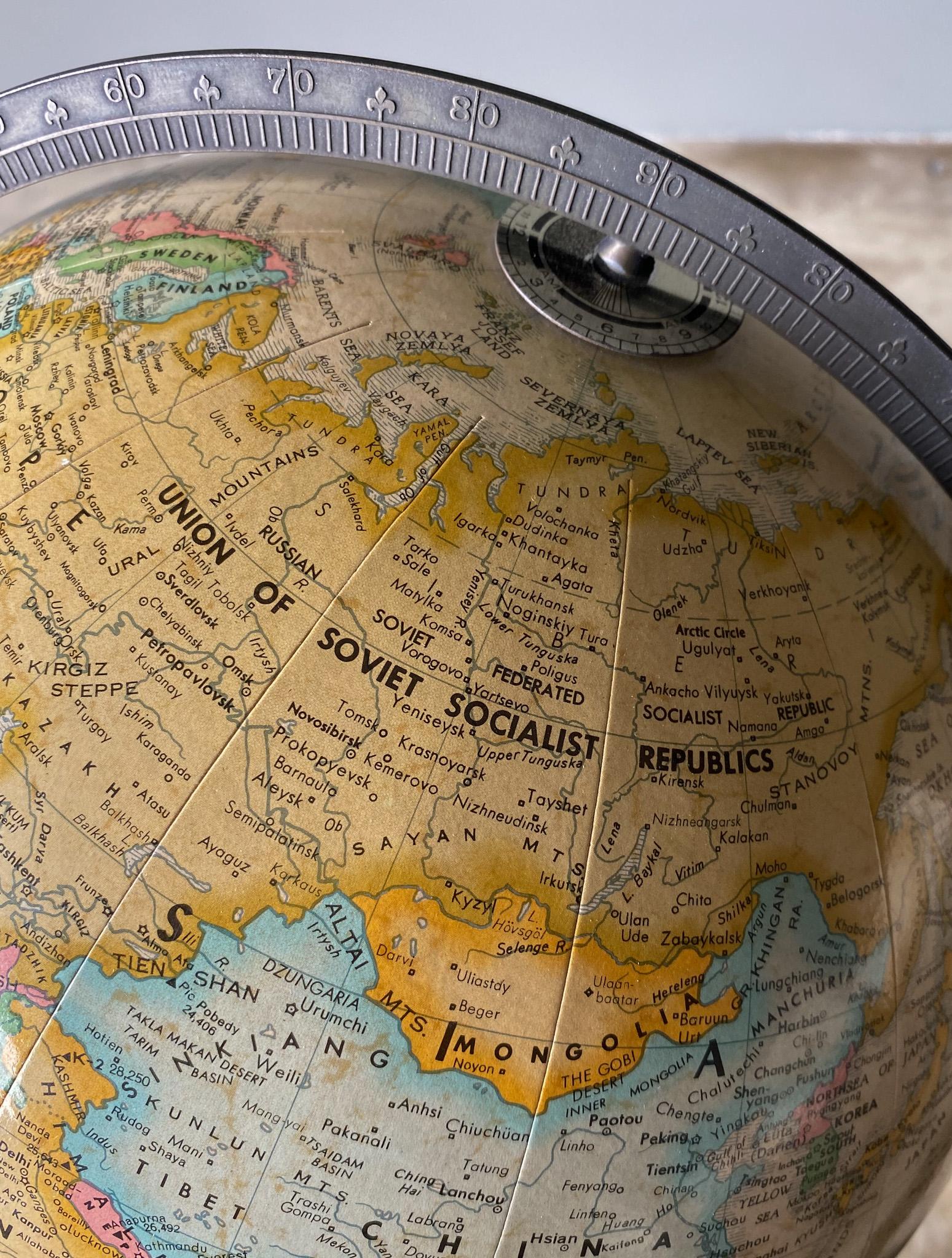 Replogle World Globe in the Style of Paul McCobb, 1960s 6