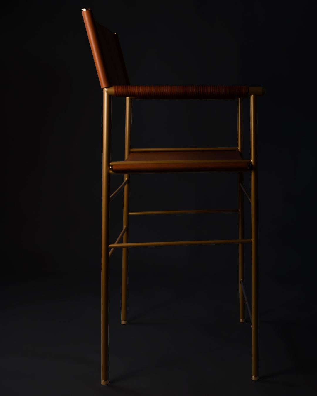 Tabouret de bar Repose w. Dossier, cuir tan et cadre à revêtement poudré en laiton vieilli en vente 6