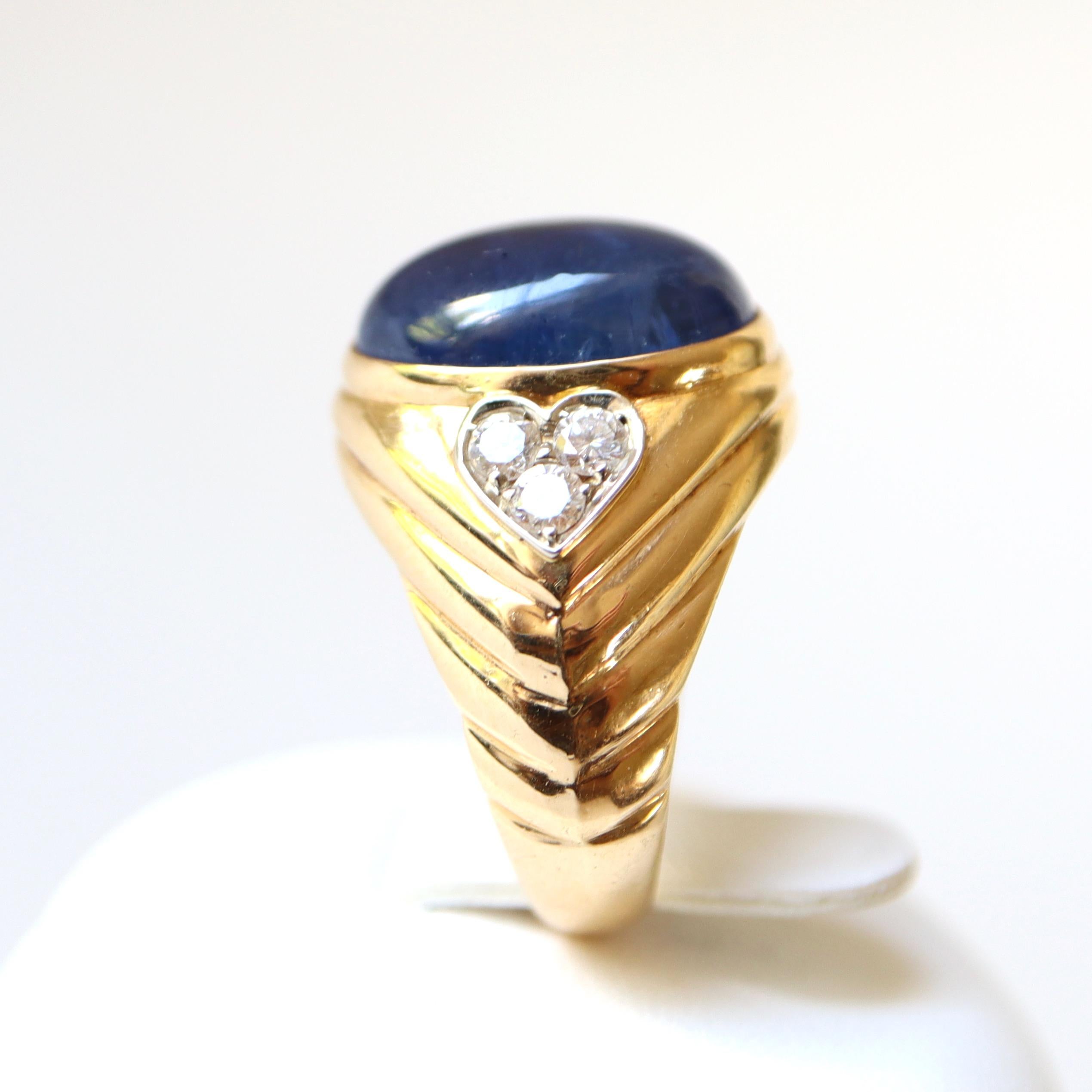 Repossi 18 Kt Yellow Gold Ring 10 Carats Sapphire and Diamonds Hearts For Sale 6
