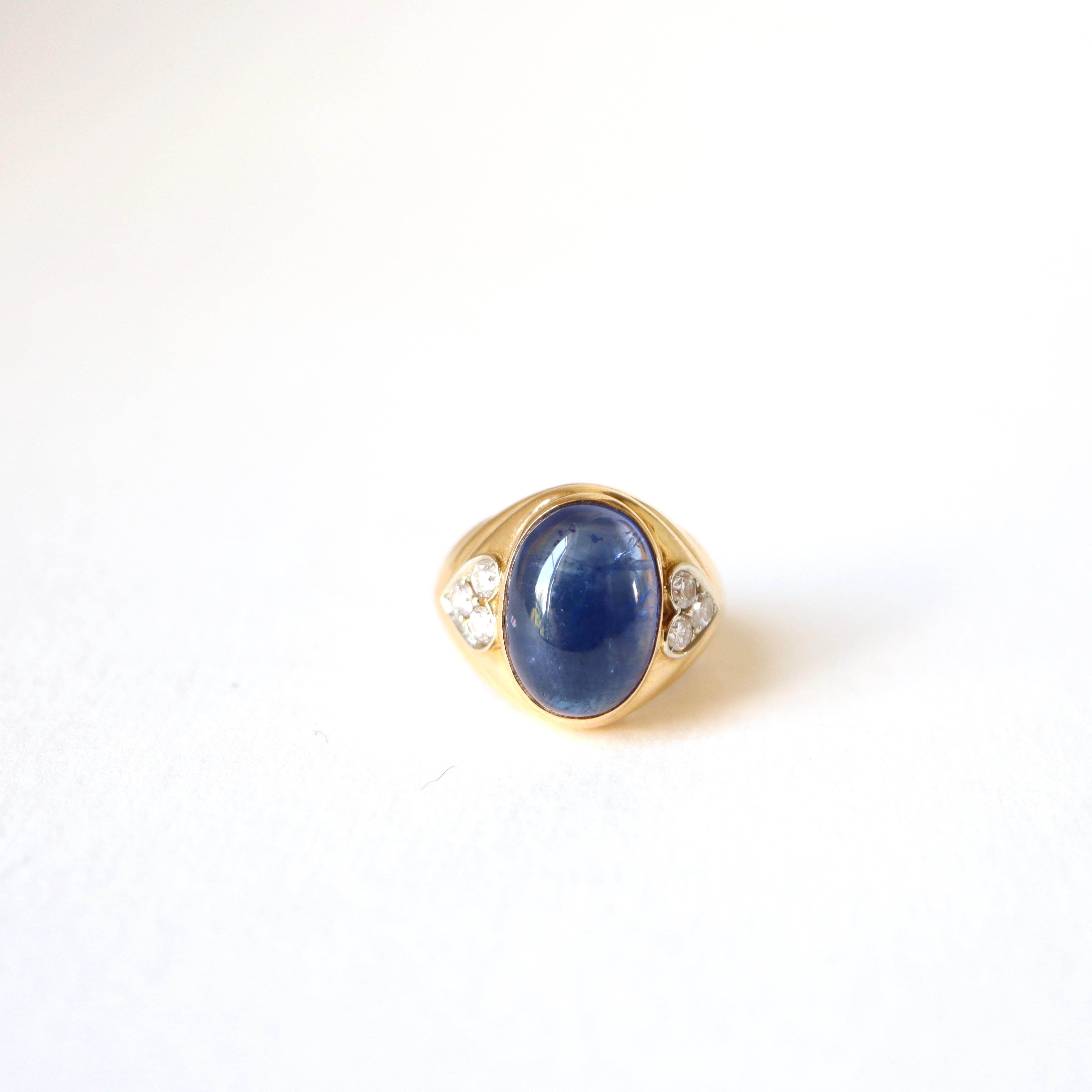 Women's or Men's Repossi 18 Kt Yellow Gold Ring 10 Carats Sapphire and Diamonds Hearts For Sale