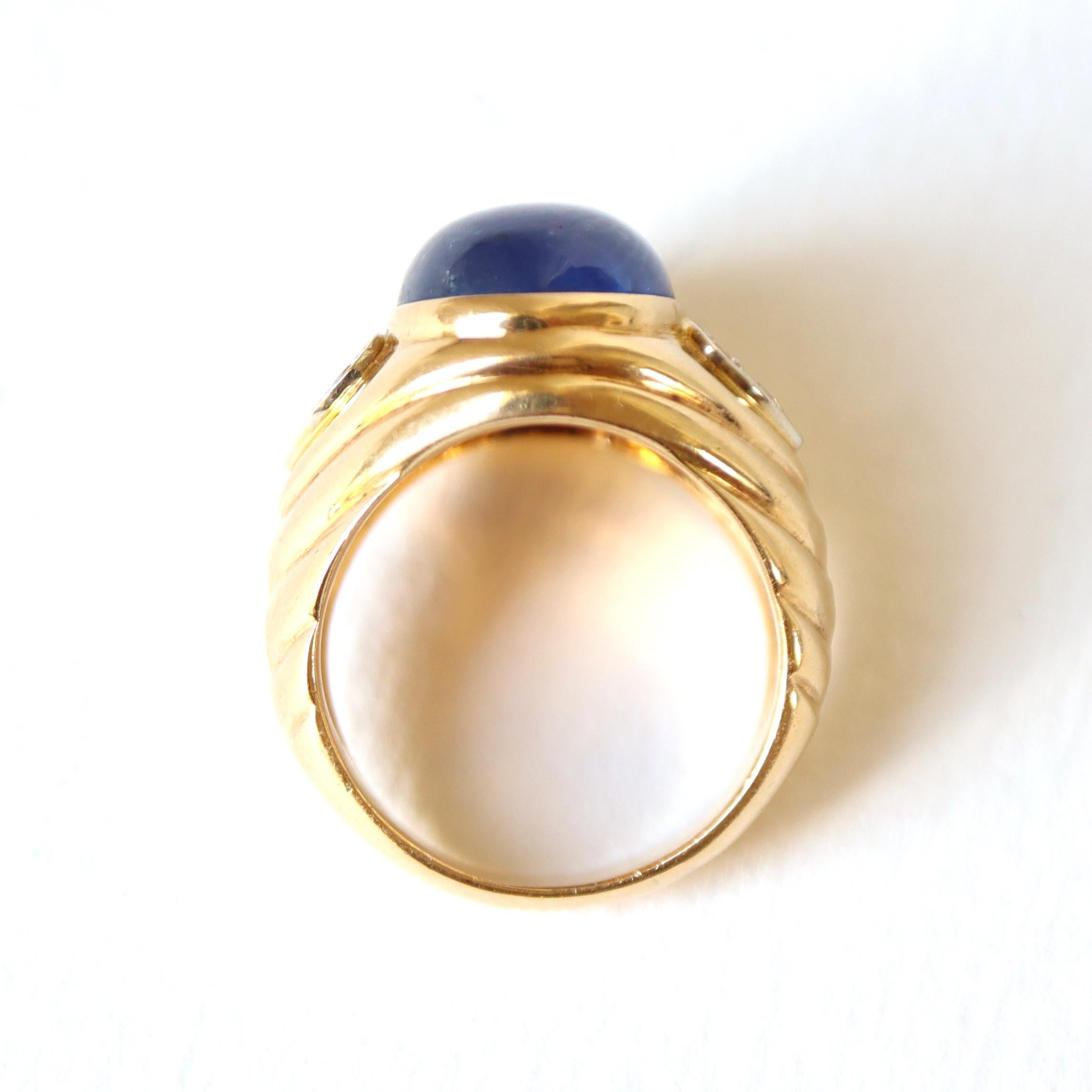 Repossi 18 Kt Yellow Gold Ring 10 Carats Sapphire and Diamonds Hearts For Sale 2