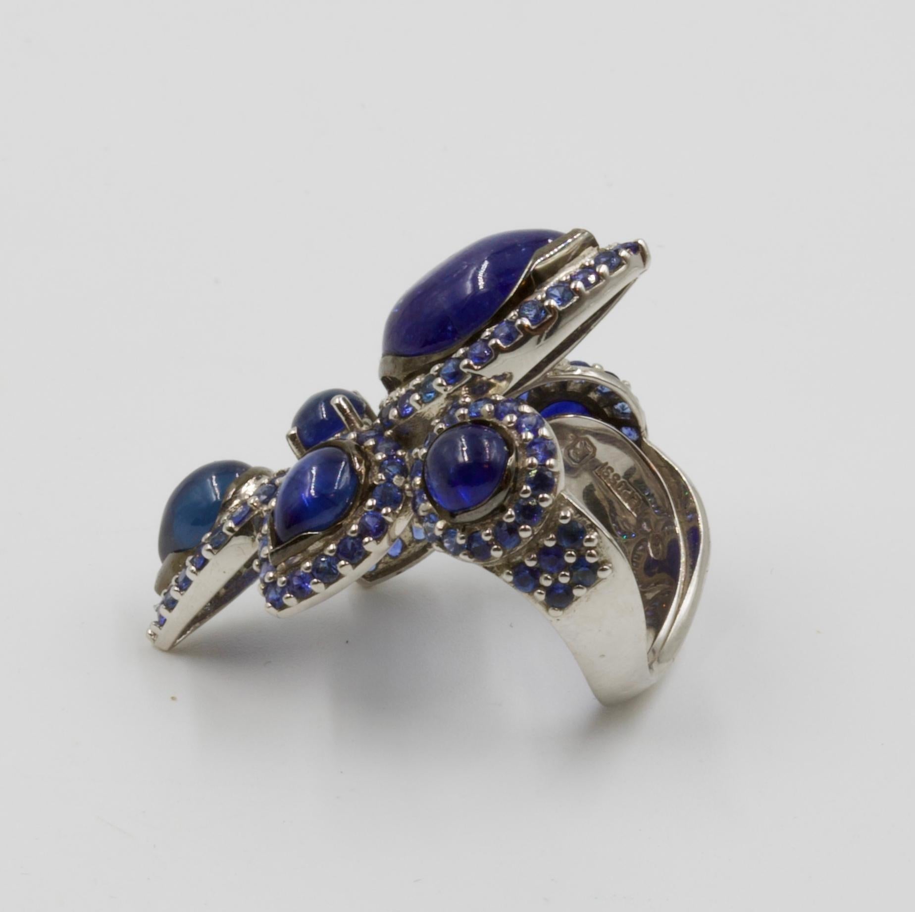 Modern Repossi Gold and Cabochon Sapphires Cluster Ring  For Sale