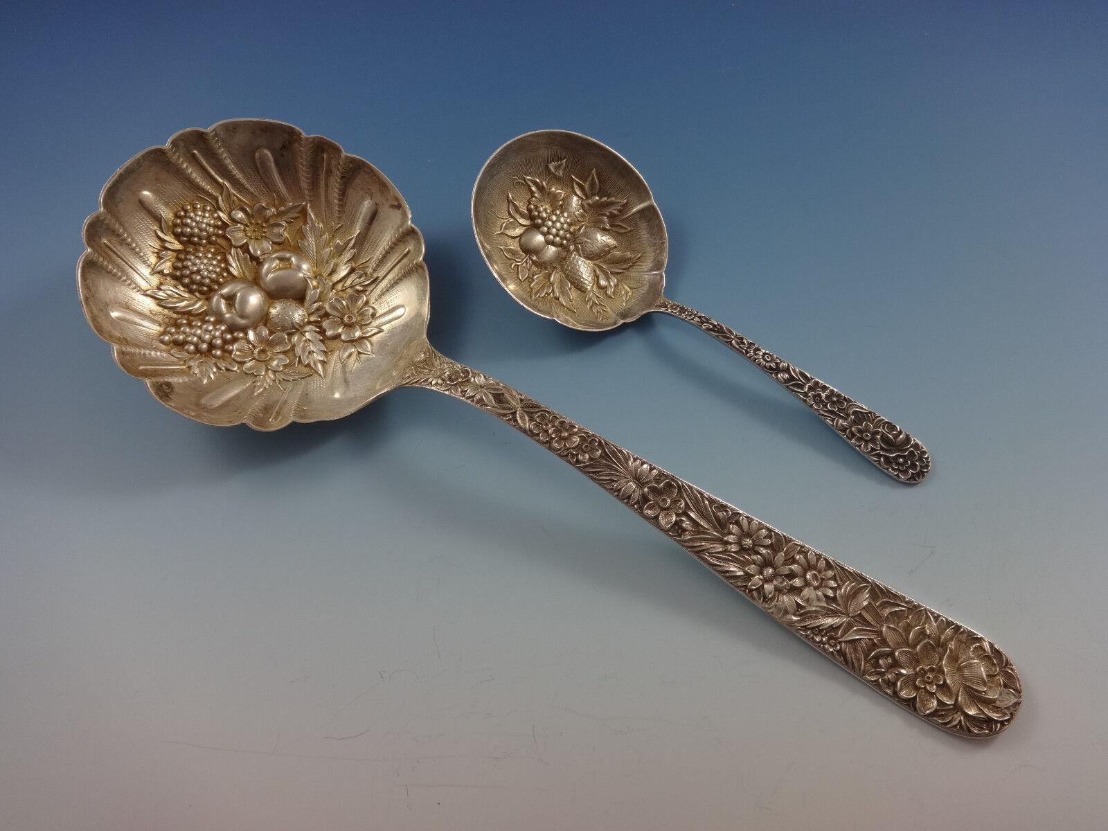 Repousse by Kirk Sterling Silber Besteck Set für 8 Service 54 Pieces im Angebot 3