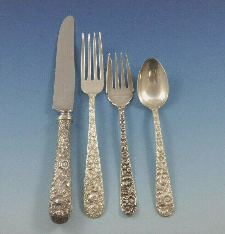 Repousse by Kirk Sterling Silver Flatware Set for 8 Service 66 Pieces In Excellent Condition For Sale In Big Bend, WI