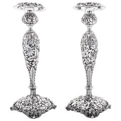 Chandeliers en repousse