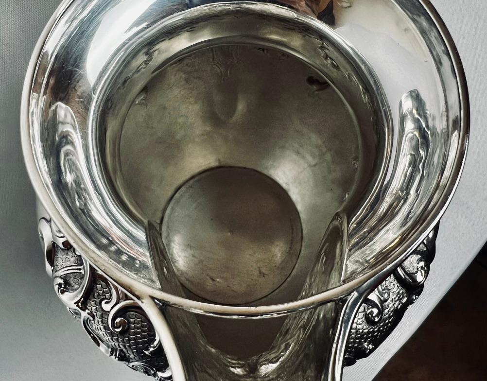 Écossais Cafetière repoussée fabriquée à Édimbourg, en Écosse, par James & William Marshall en vente