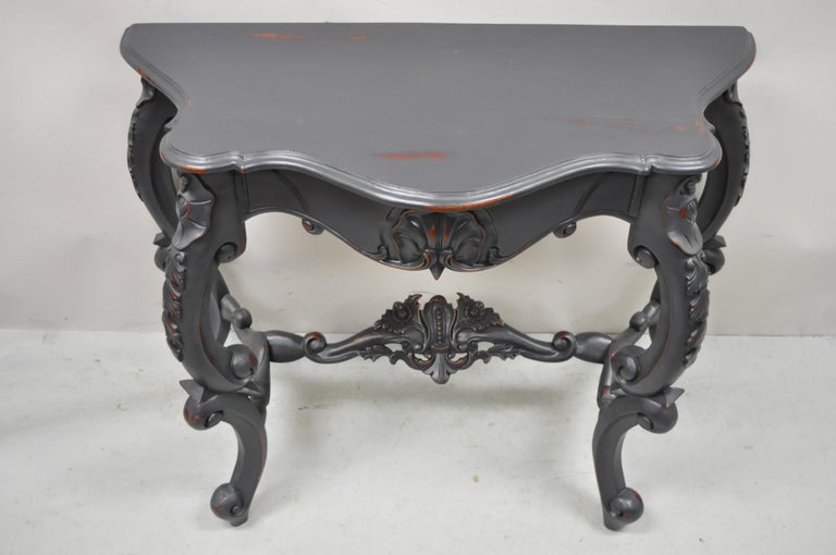 Reproduction antique French Rococo Charcoal distress painted console hall table. Item features reproduction antique, charcoal gray distress painted finish, solid wood frame, distressed painted finish, solid wood frame, distressed finish, nicely