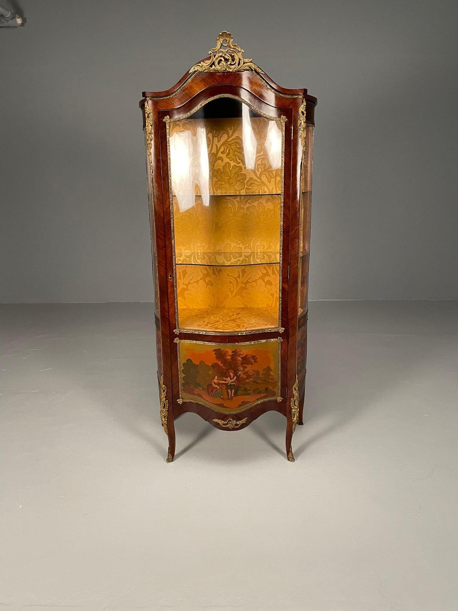 Reproduction Bombe Louis XV Vitrine / Curio Cabinet, Vernis Martin Painted Scene In Good Condition In Stamford, CT
