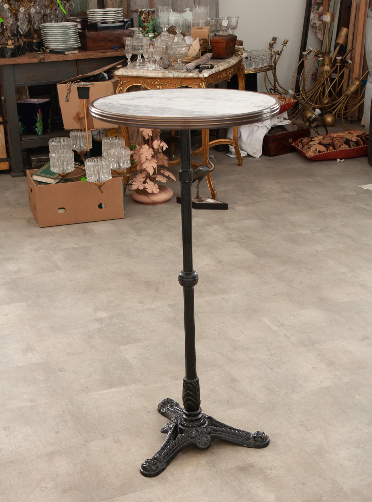 This classically designed bistro bar table is the perfect way to elevate any small dining space or bar room. Originally made popular during Paris’ Belle Époque, marble bistro tables such as this one, continue to be used in restaurants and bistros