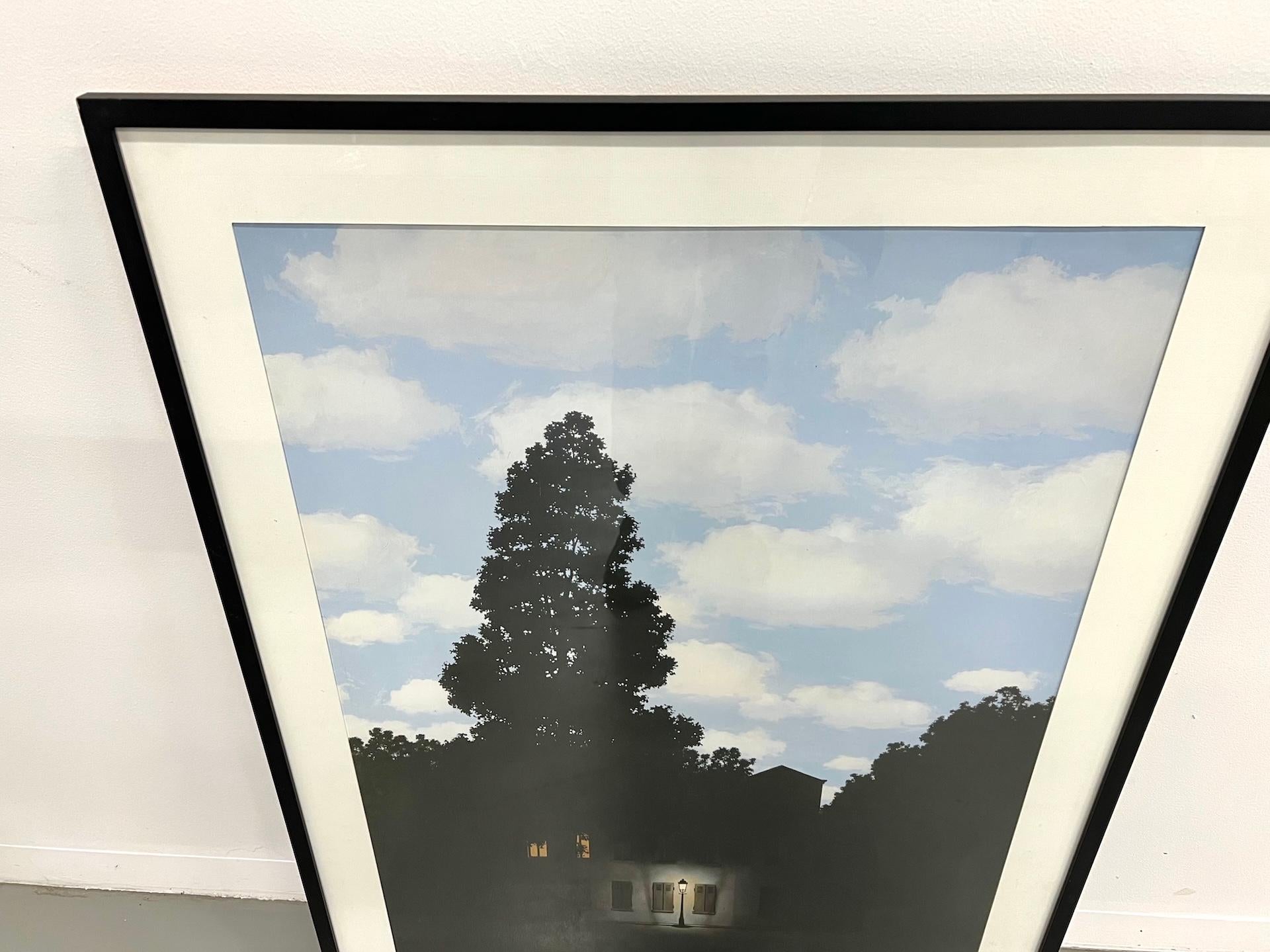 Reproduktion von Das Reich des Lichts von René Magritte im Angebot 1