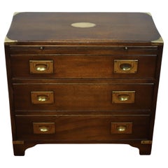 Commodes and Chests of Drawers