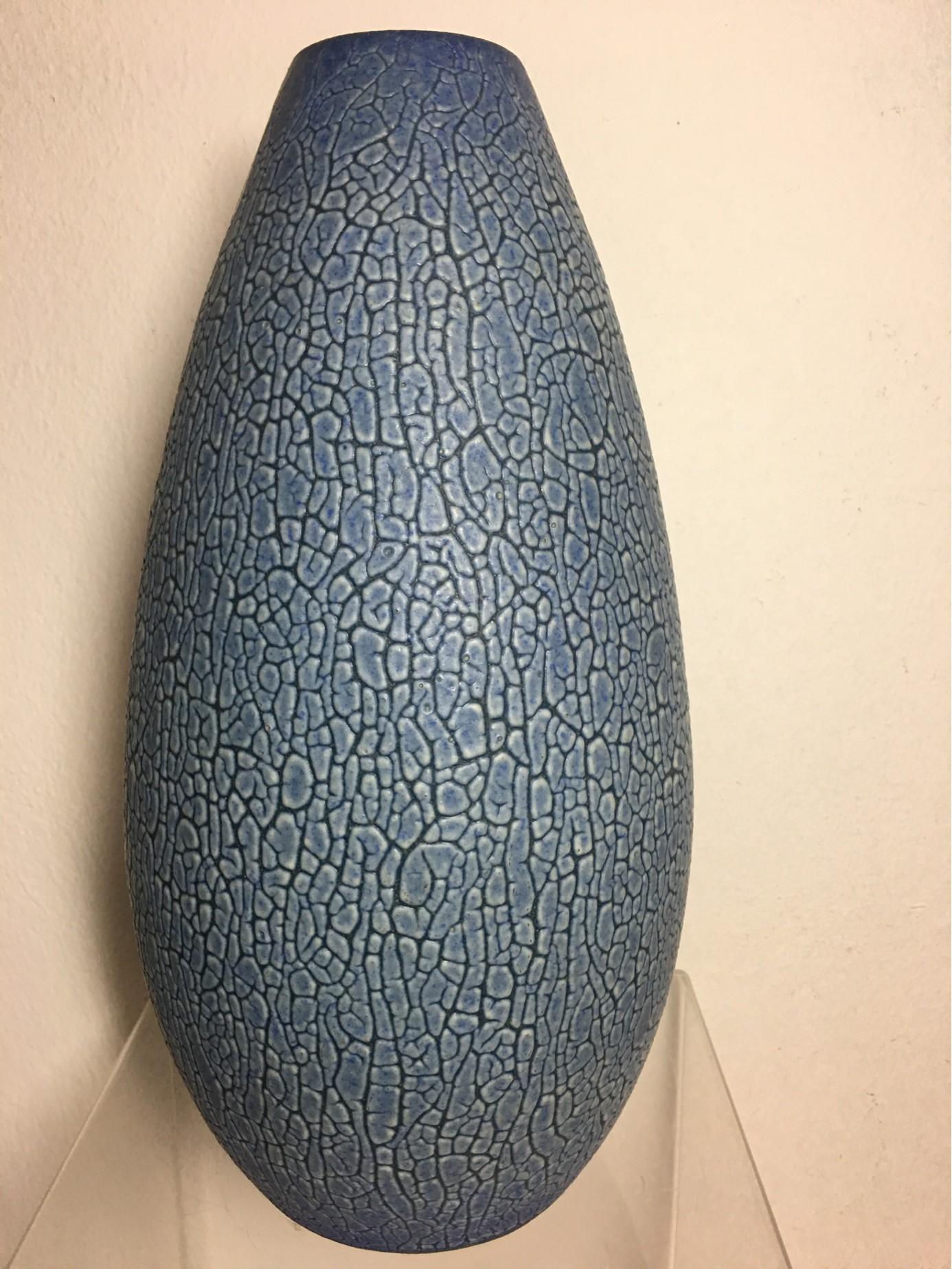 Reptile Skin Look Ceramic Vase from 1950s Germany In Good Condition For Sale In Frisco, TX