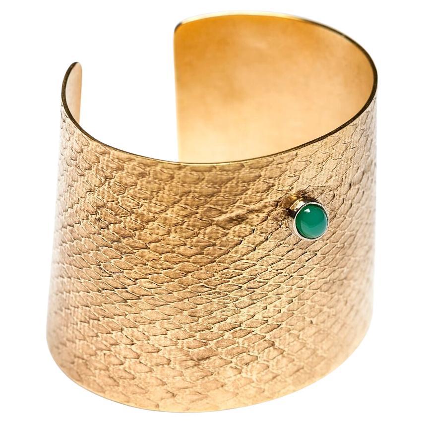 18ct Yellow Gold and Aquamarine Gemstone Cuff Bracelet For Sale at 1stDibs