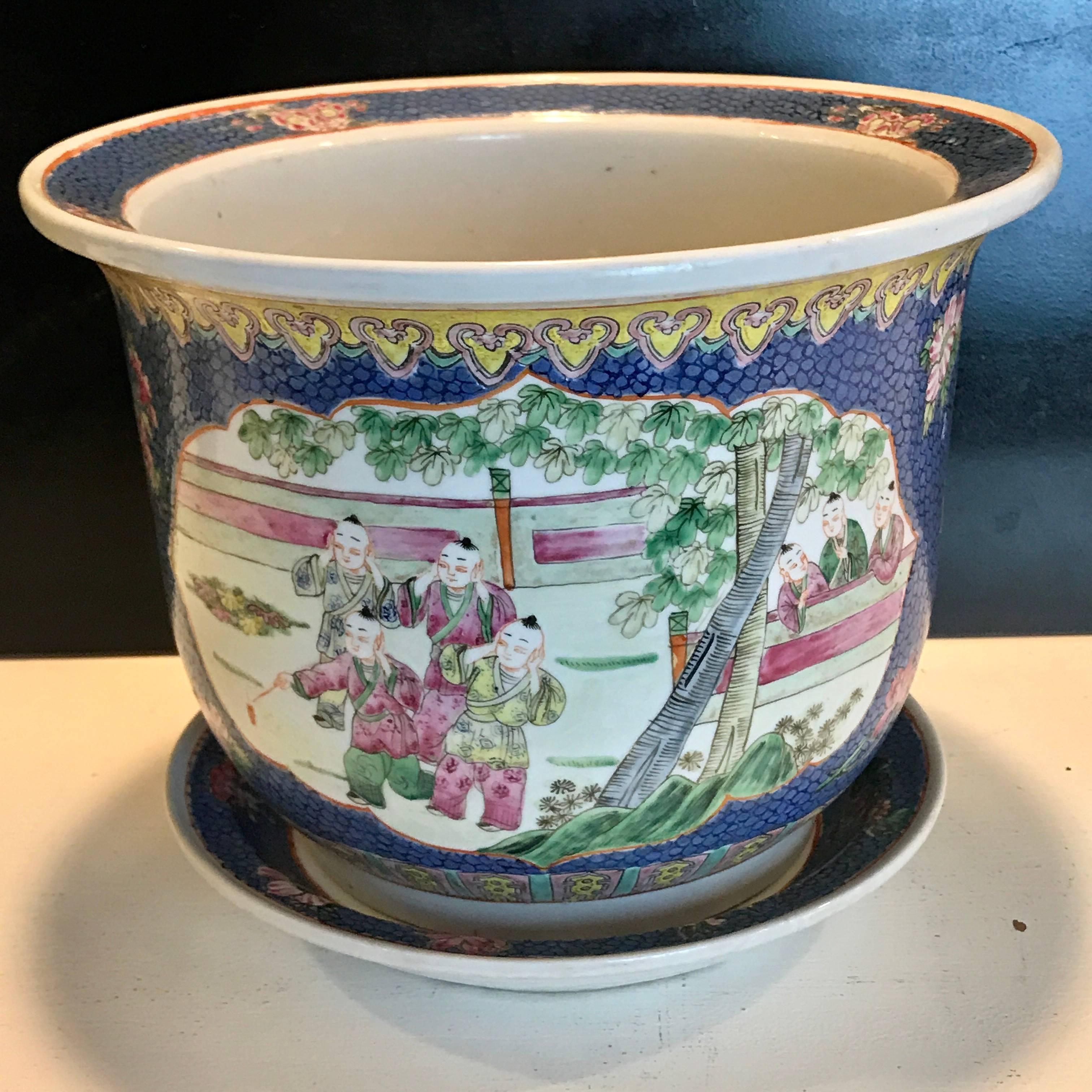 Republic Chinese Famille verte cachepot and underplate, finely decorated two vignettes
the cachepot measures 8.5
