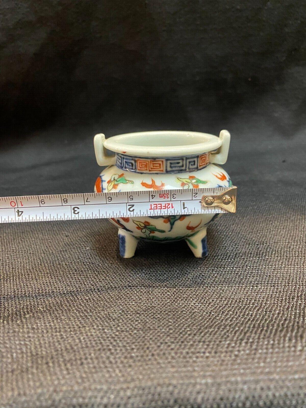 Republic of China, a Small Famille Verte Dragon Pattern Incense Burner For Sale 4
