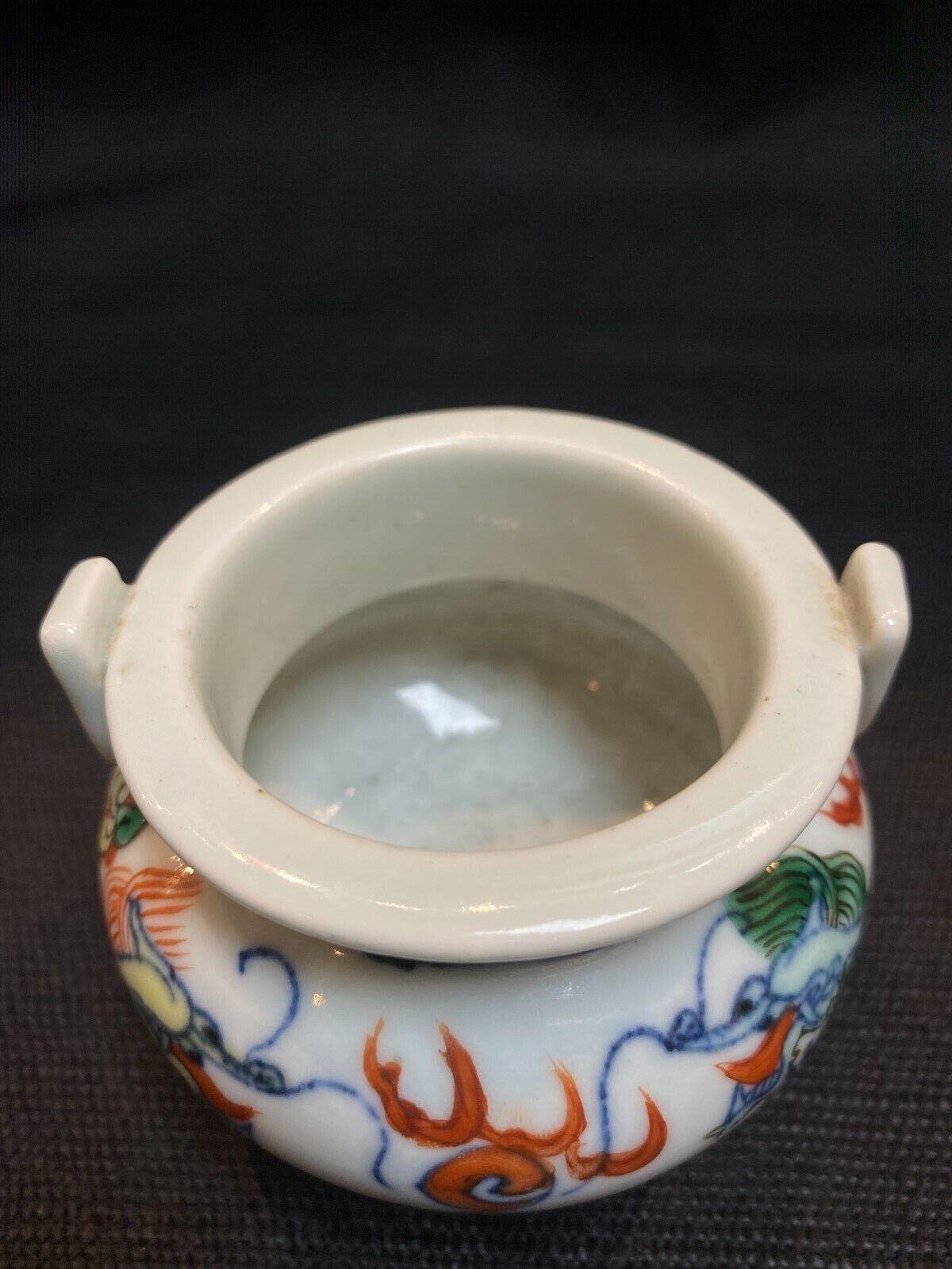 Republic of China,A small famille verte dragon pattern incense burner. ??,???????(??)
Condition: Shows normal sign of wear and use, No damage or crack. 
Material: porcelain
Approximate size:H: 7 cm, W: 7 cm, Diameter of the rim: 6.5 cm. Please