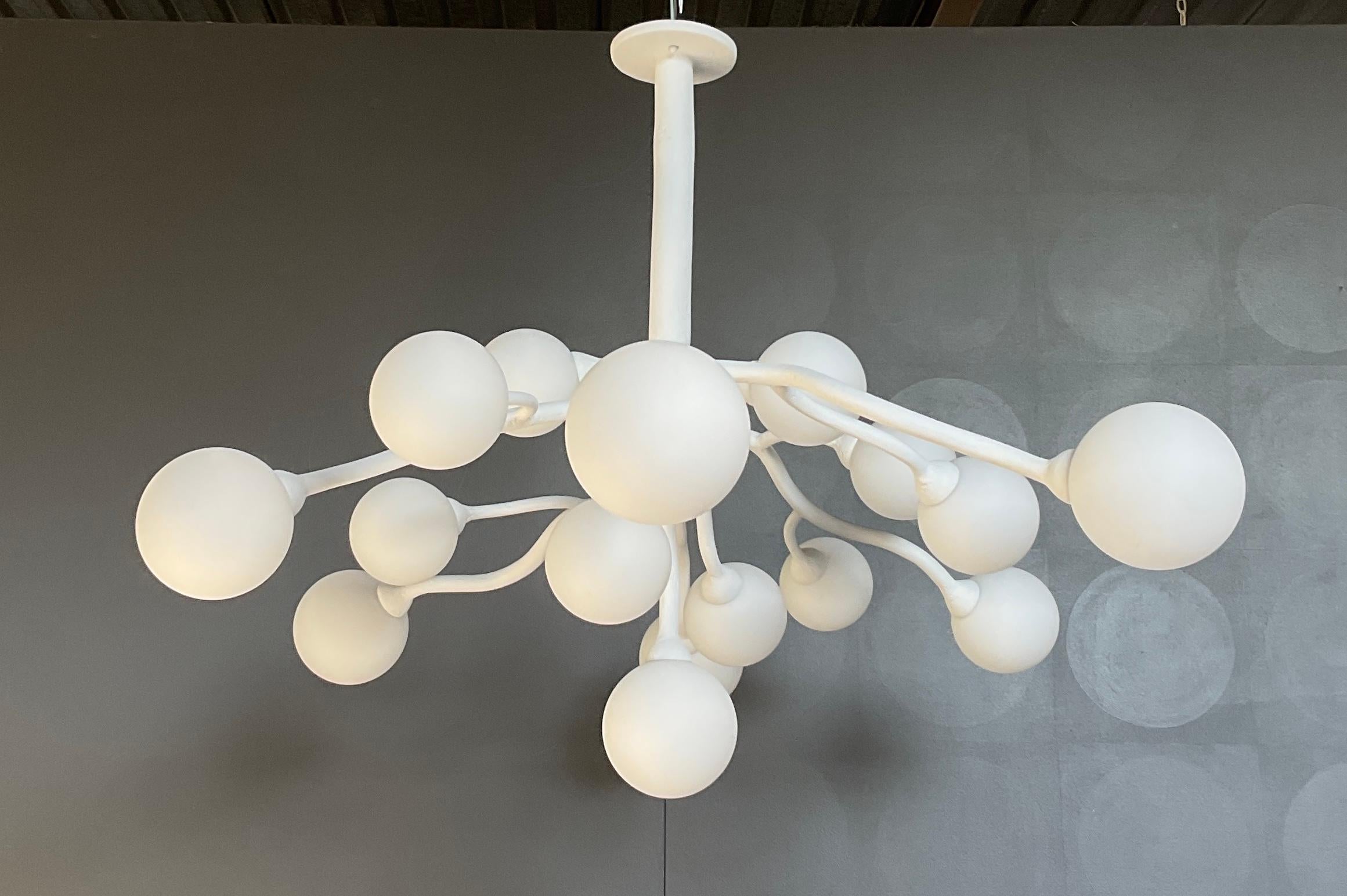 XXI secolo e contemporaneo Lampadario Republique di Bourgeois Boheme Atelier in vendita