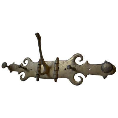 Antique American Department Store Carousel Coat Rack For Sale at 1stDibs
