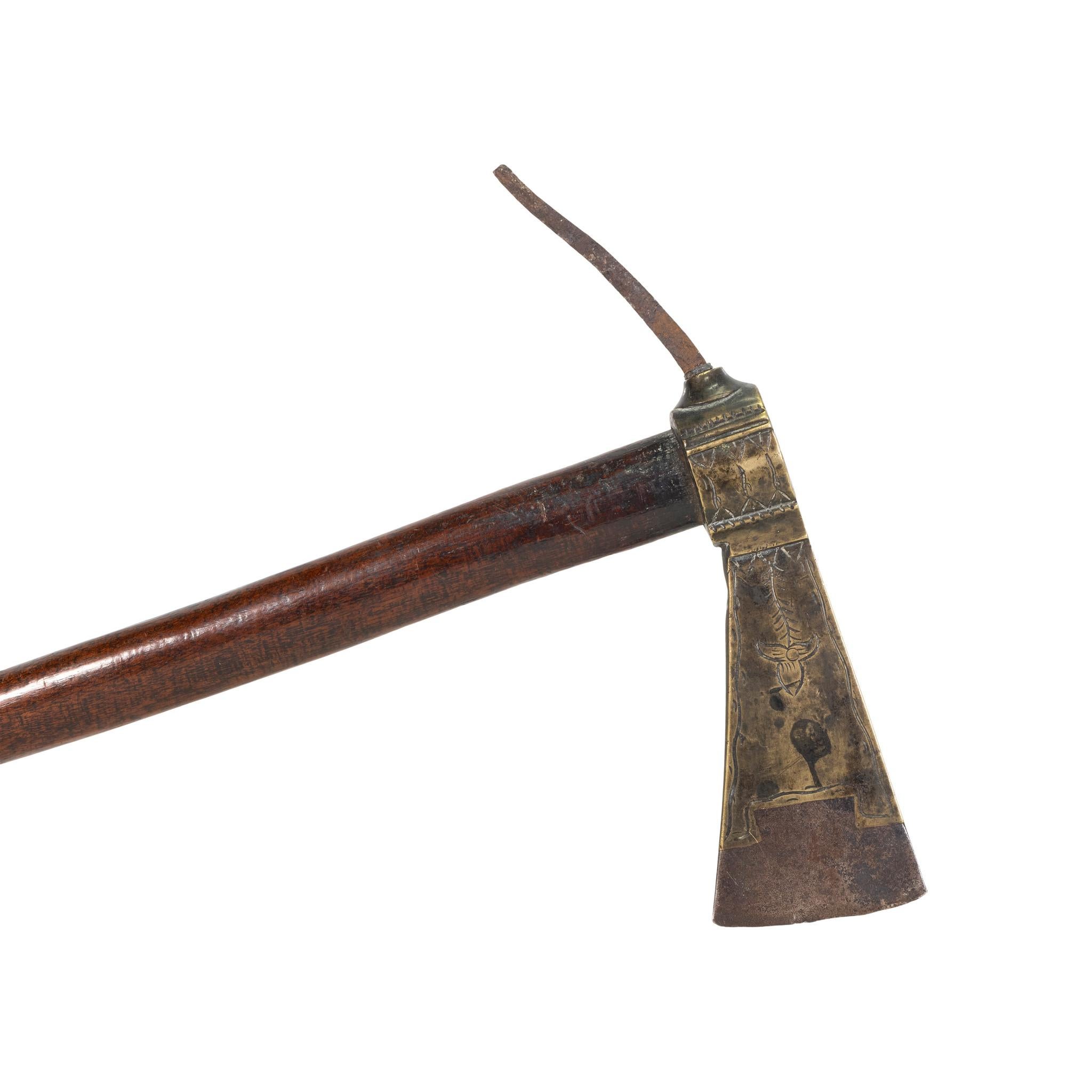 Amérindien Repurposed Pipe Tomahawk with Spike en vente
