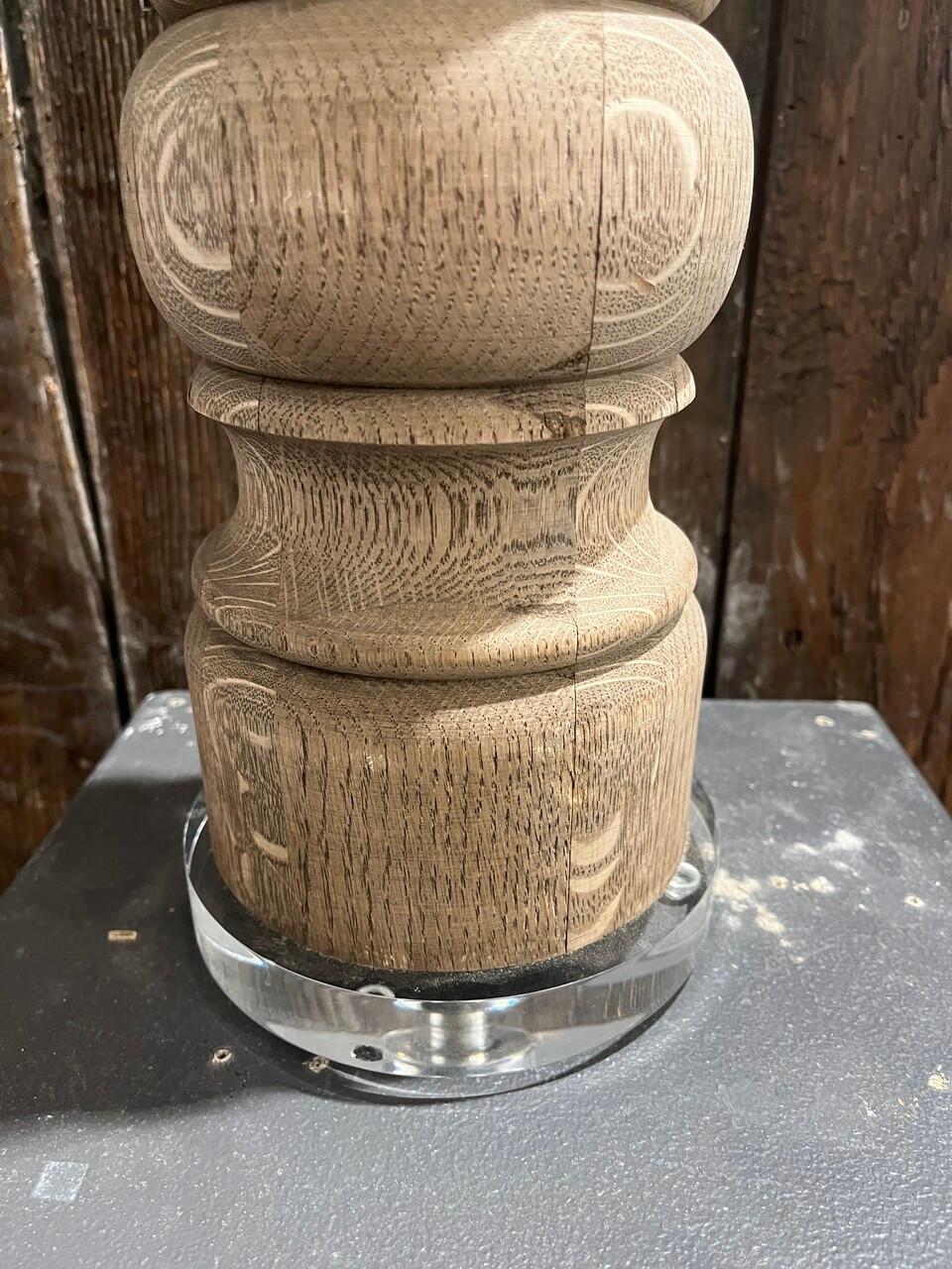 Bleached Wood Carved Oak Table Lamps In Good Condition For Sale In Houston, TX