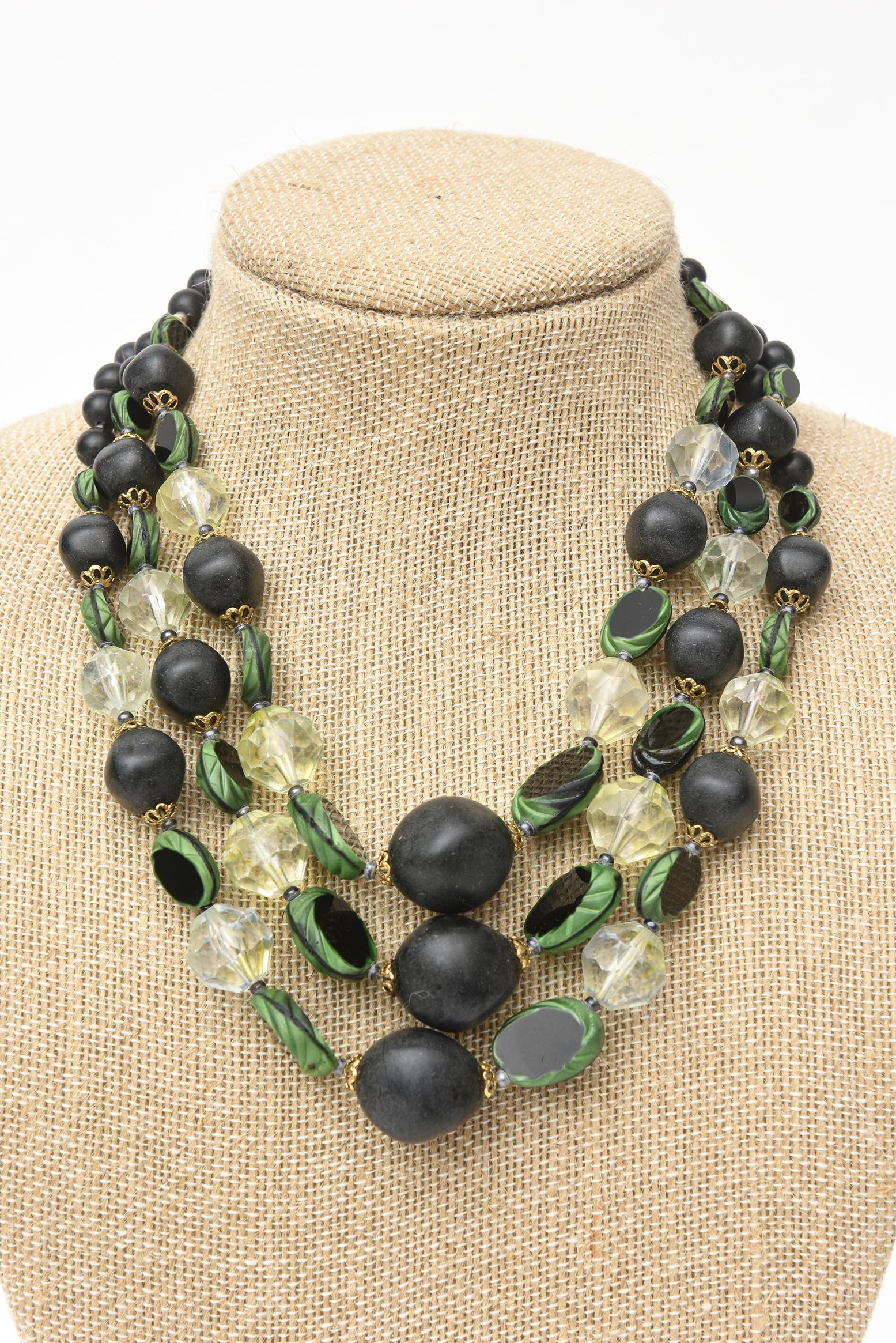 Vintage Resin and Lucite Green, Black, Clear 3 Strand Necklace  In Good Condition For Sale In North Miami, FL