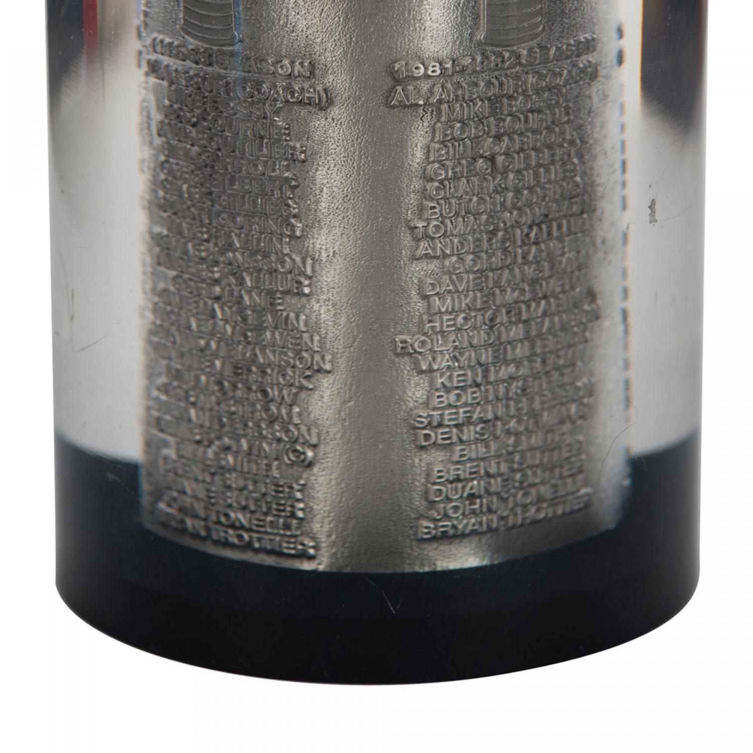 Islanders Hockey Briefbeschwerer aus Harz und Metall (amerikanisch) im Angebot