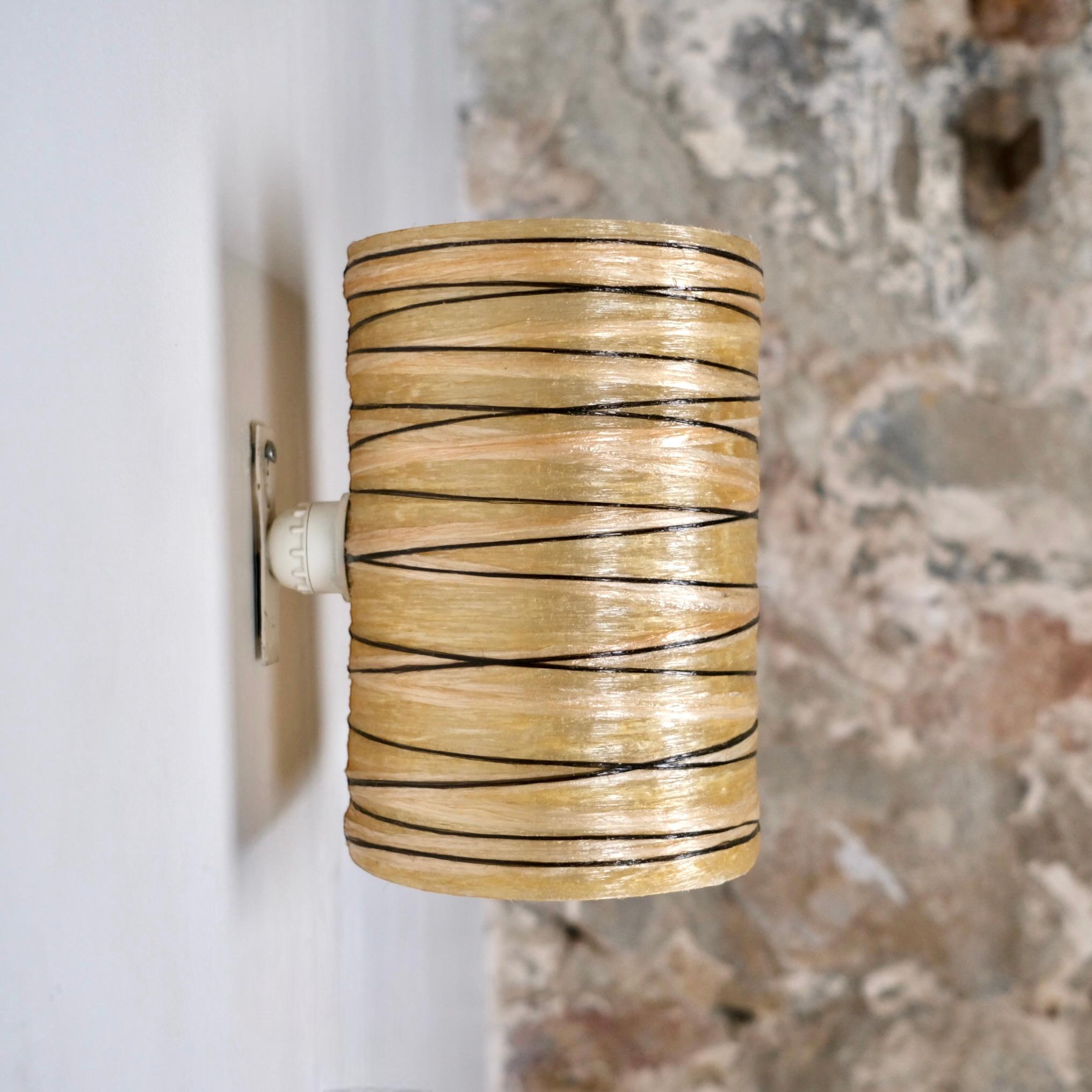 Resin and rope wall light by Accolay, made in France, 1970s In Good Condition In Lyon, FR