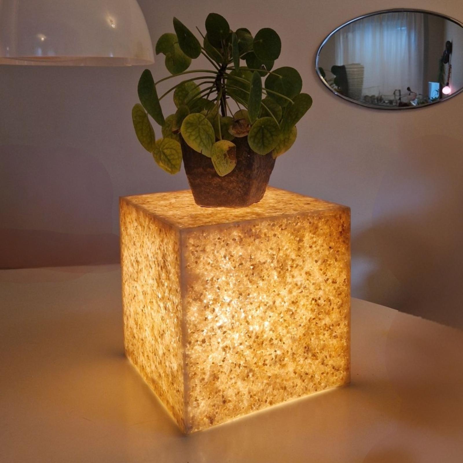 Hand-Crafted Resin and stone cube floor lamp, Netherlands 1960s For Sale
