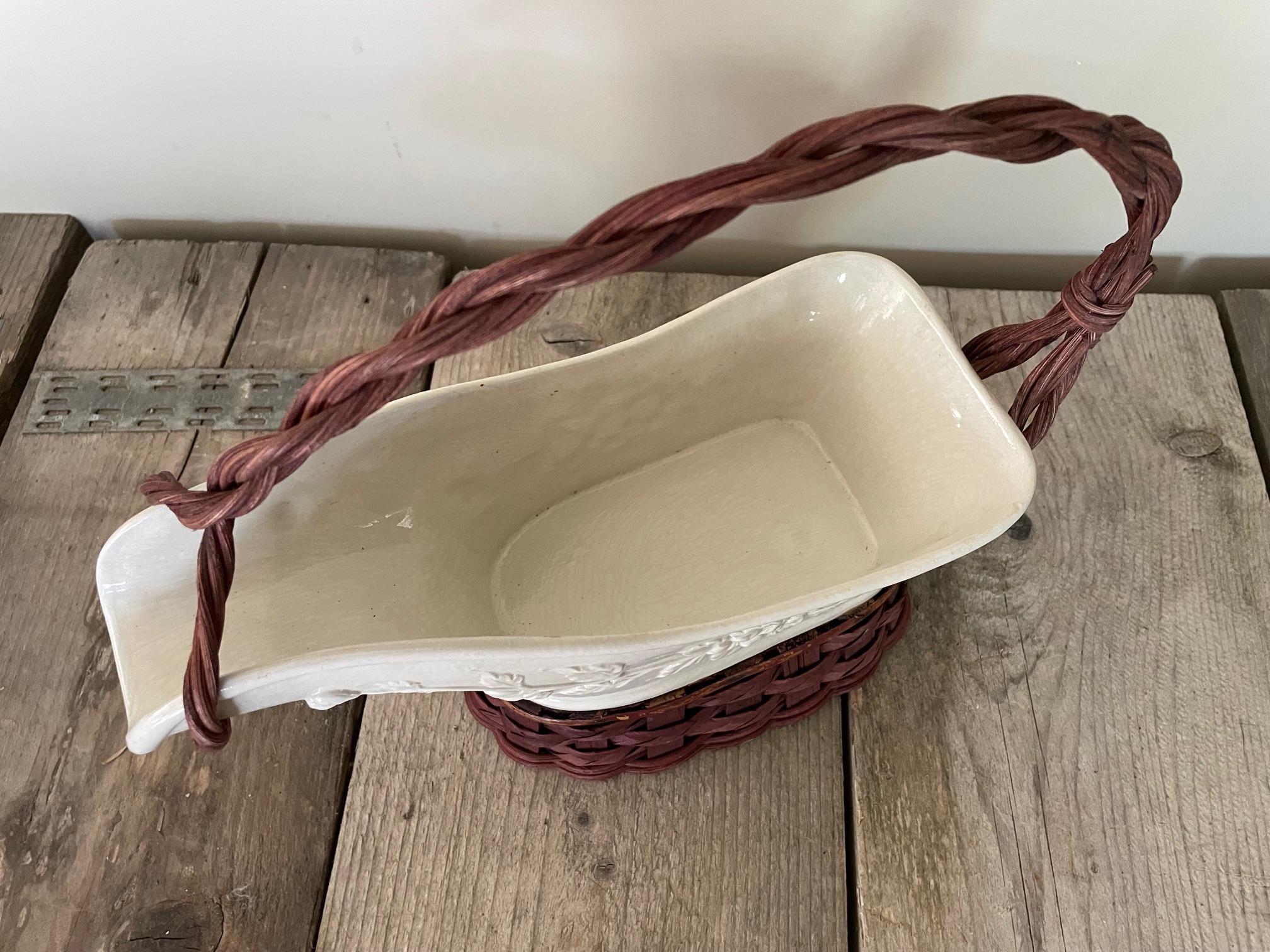 Mid-Century Modern Resin and wicker bottle holder For Sale