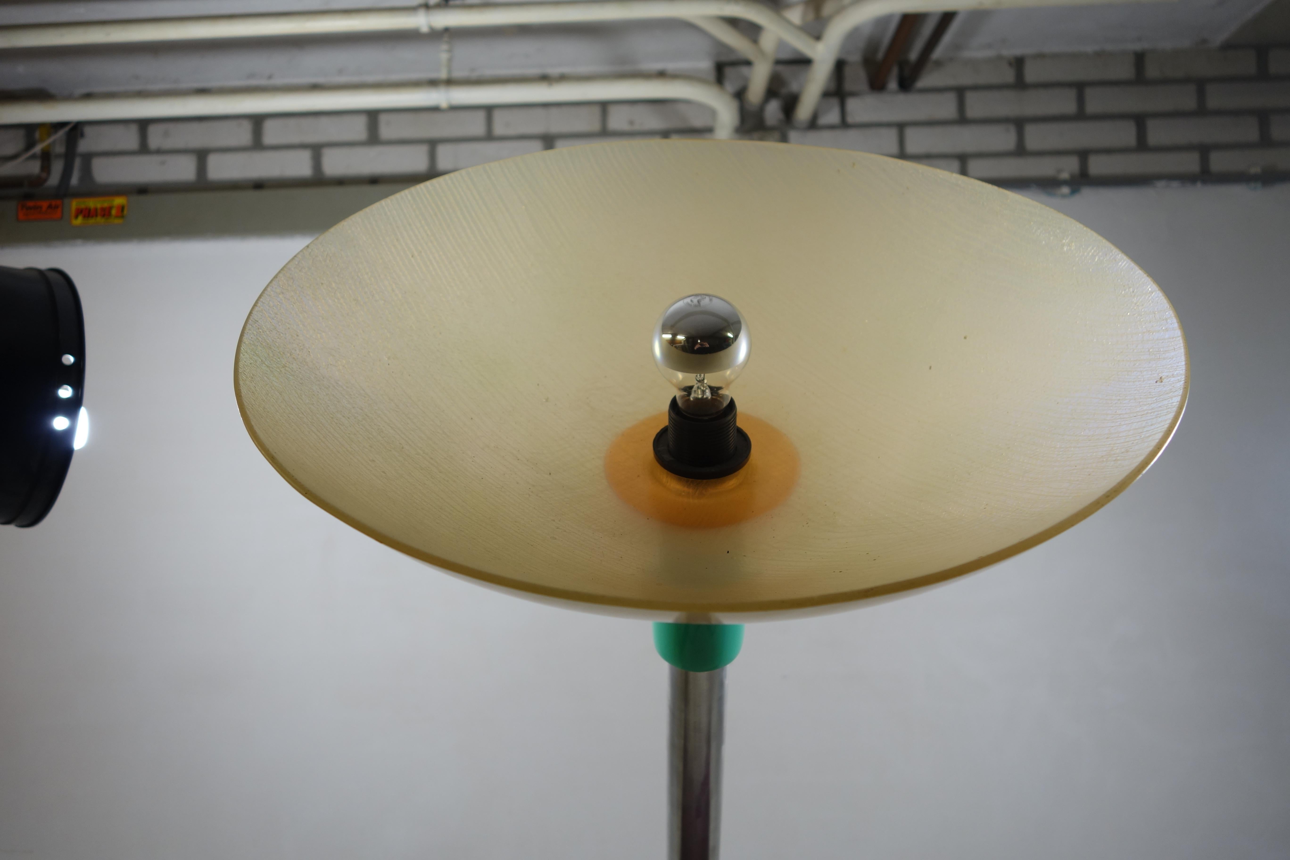 American Resin, Chrome and Fiberglass Floor Lamp Postmodern Memphis Style by Steve Zoller For Sale