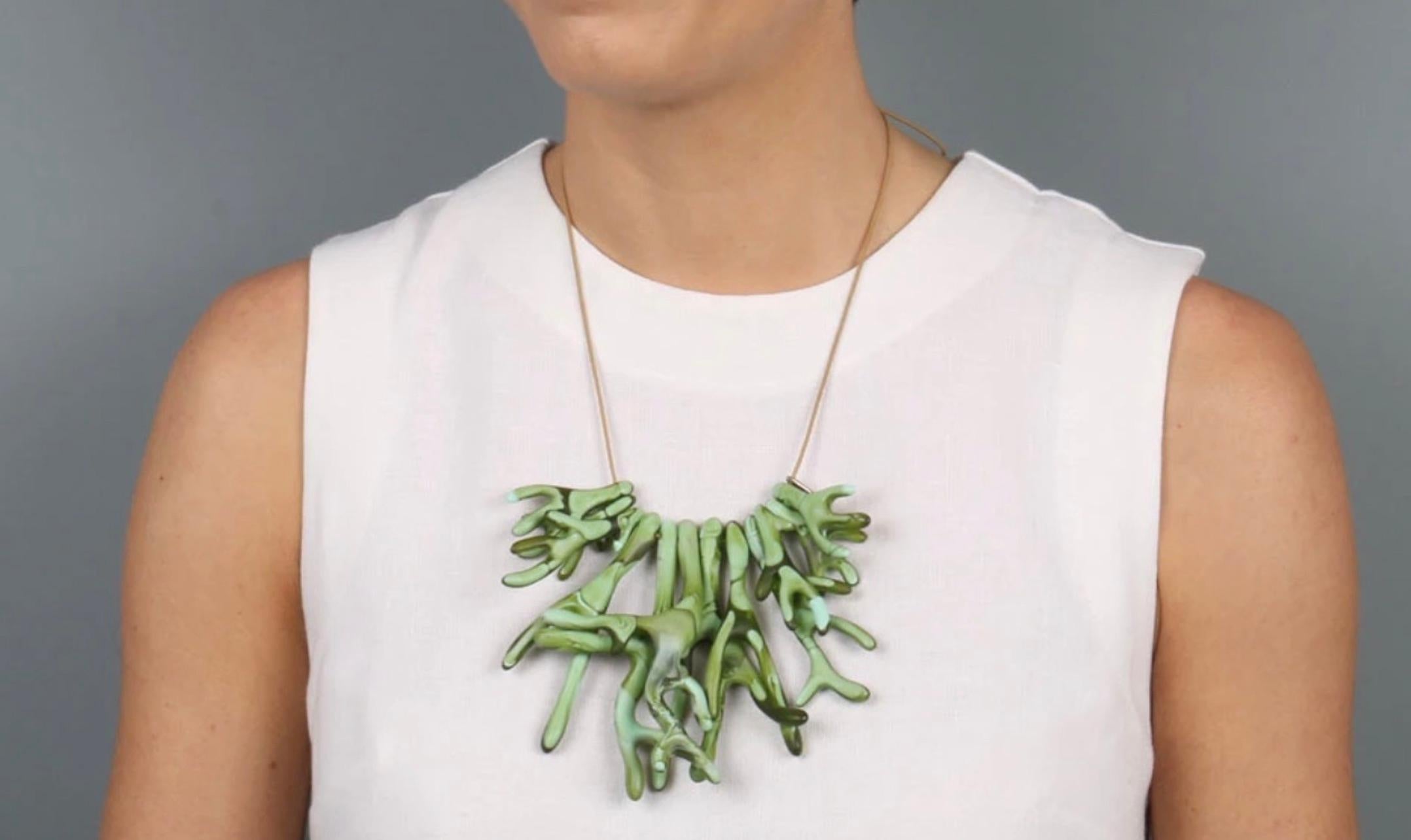 Contemporary Resin Coral Fan Choker Necklace in Malachite  For Sale