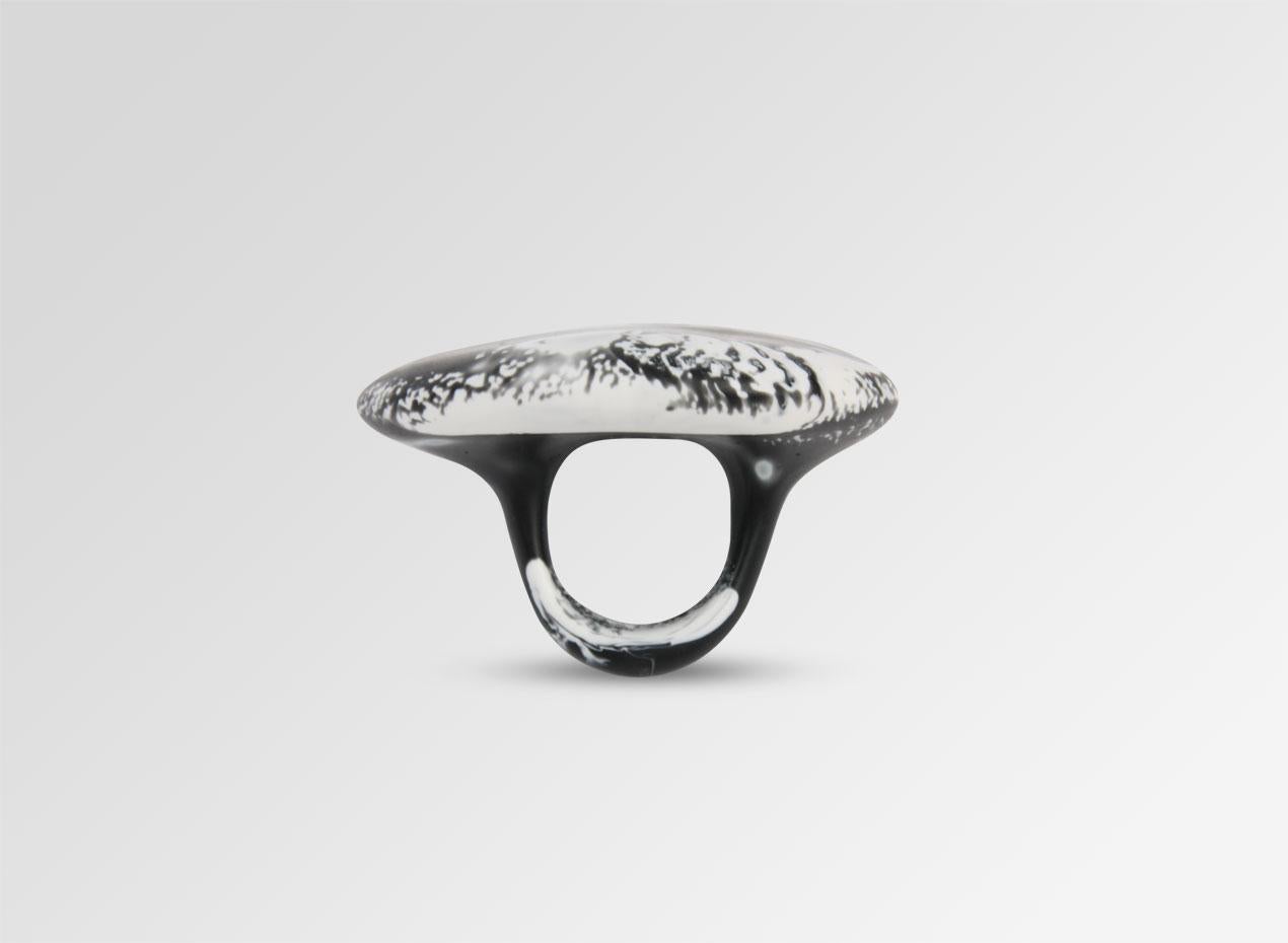 Contemporary Resin Stone Ring in Black Marble For Sale