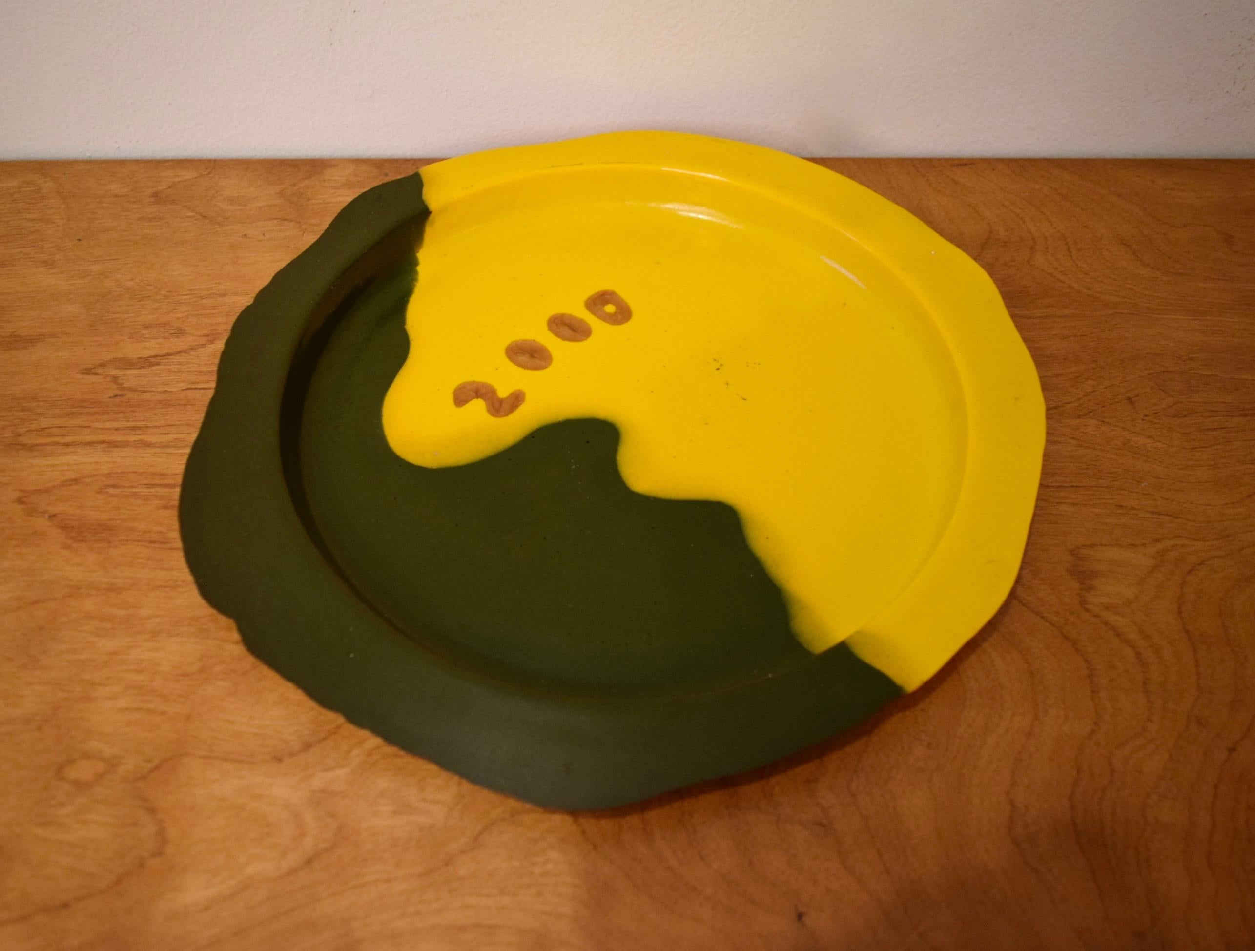 Resin Tray by Gaetano Pesce for Fish Design, Italy, 2000 In Excellent Condition In Jersey City, NJ
