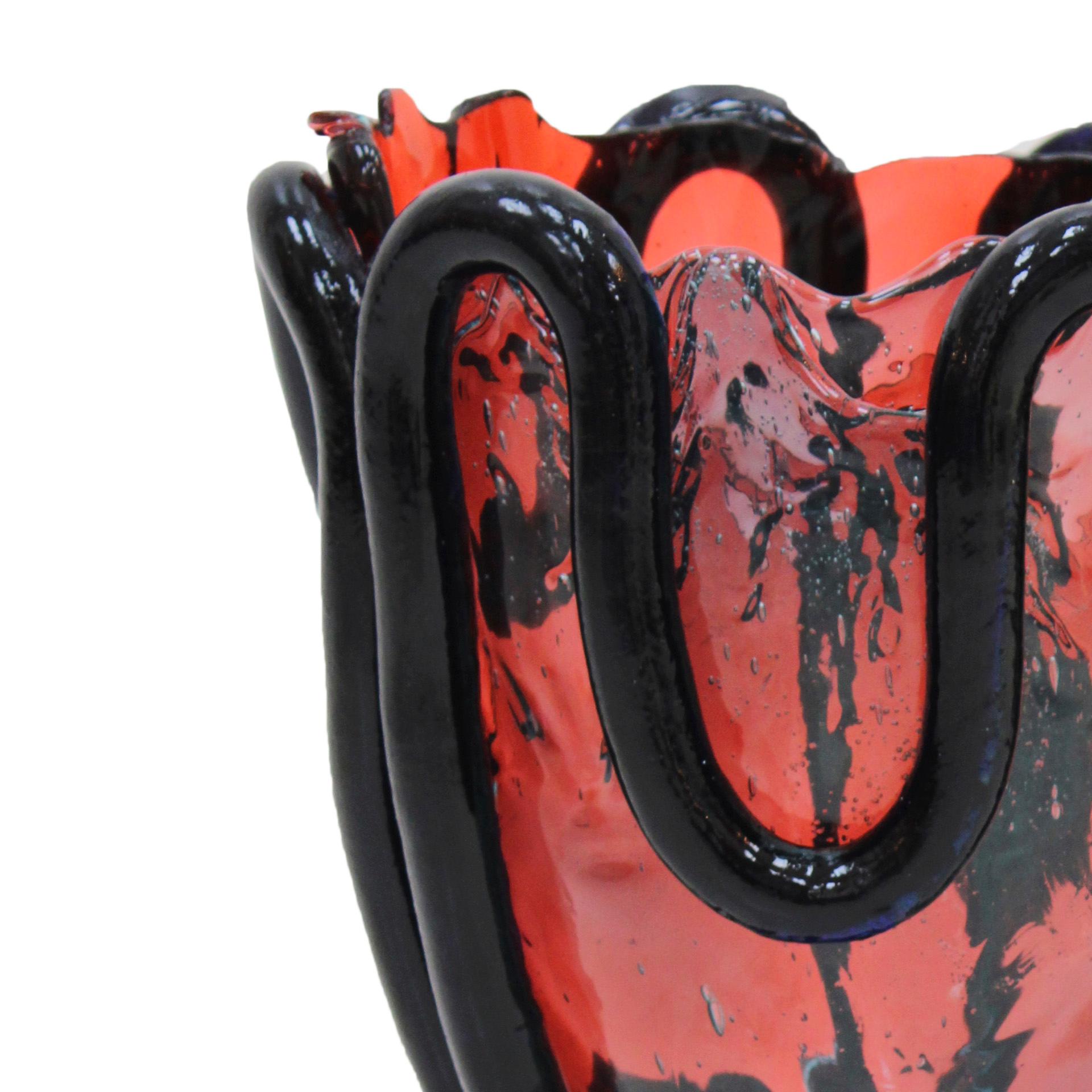 Resin Vase Mod. Indian Summer, Designed by Gaetano Pesce, Italy, 2022 In Good Condition In Madrid, ES