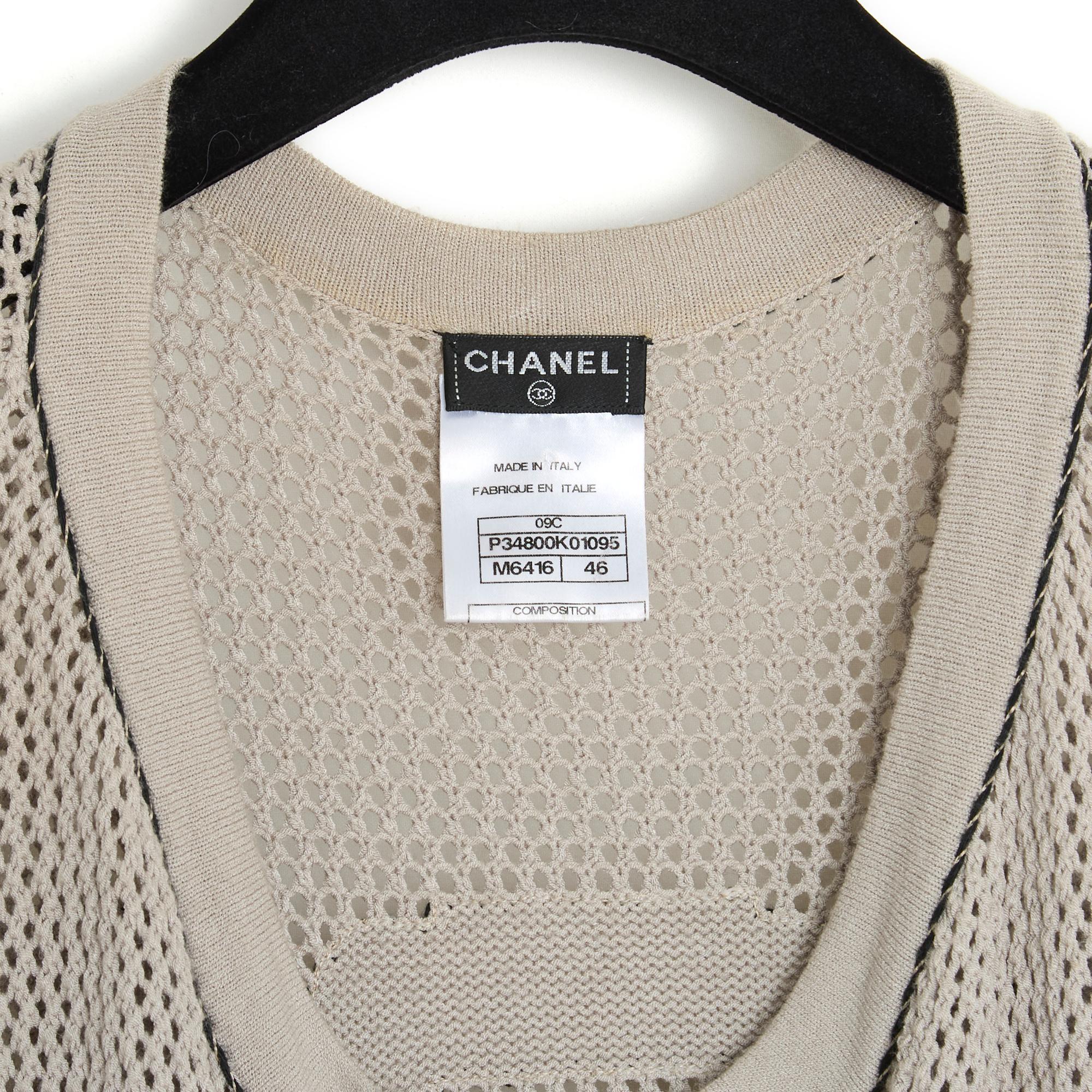 Veste cardigan longue Chanel CC en coton beige, taille US 12, croisière 2009 à Miami Unisexe en vente