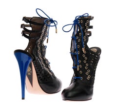 Resort 2012 look # 13 NEW VERSACE BLACK PERFORATED LEATHER ANKLE BOOTS 39 - 9