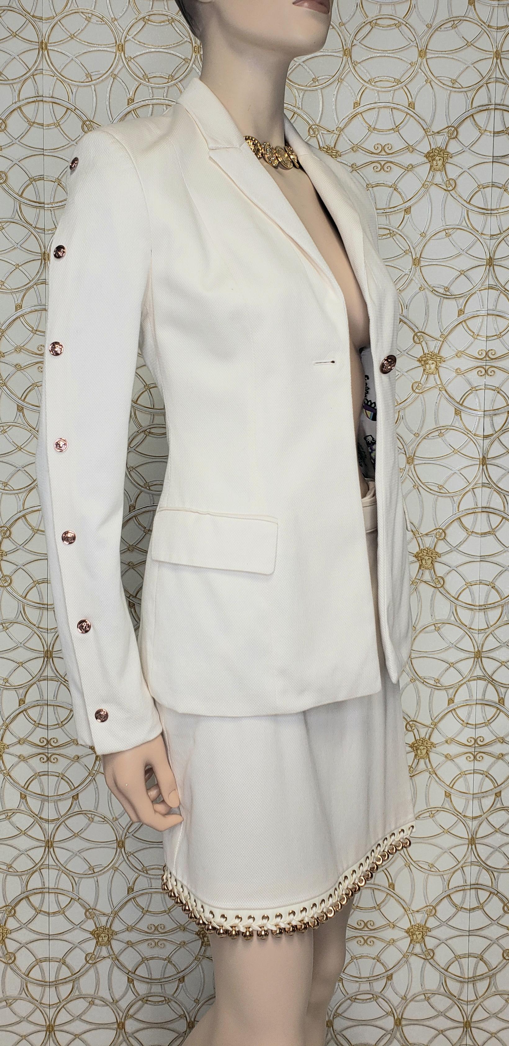 Resort 2013 look #1 NEW VERSACE OFF WHITE COTTON SKIRT SUIT For Sale 4