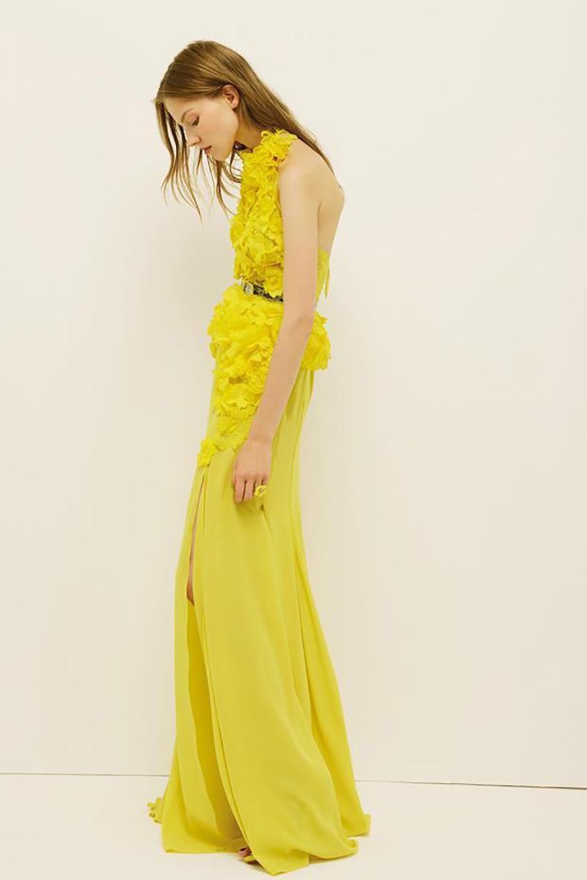 Resort 2014 L # 4 NINA RICCI SILK LACE YELLOW LONG DRESS as seen as Aura Fr 36   In Excellent Condition For Sale In Montgomery, TX