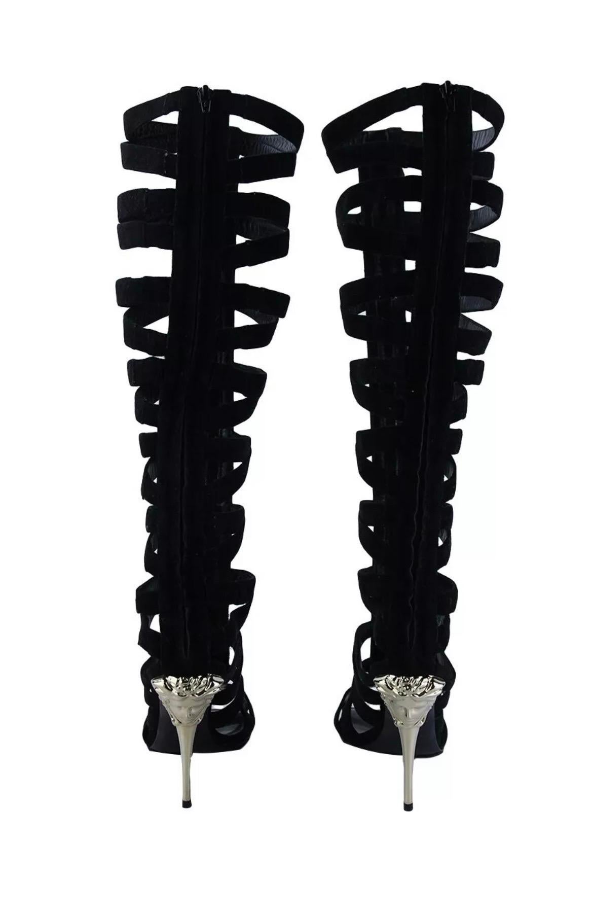 Resort 2015 Look #10 Versace Black Suede Sandal Gladiator Boots with Medusa 38-8 For Sale 4