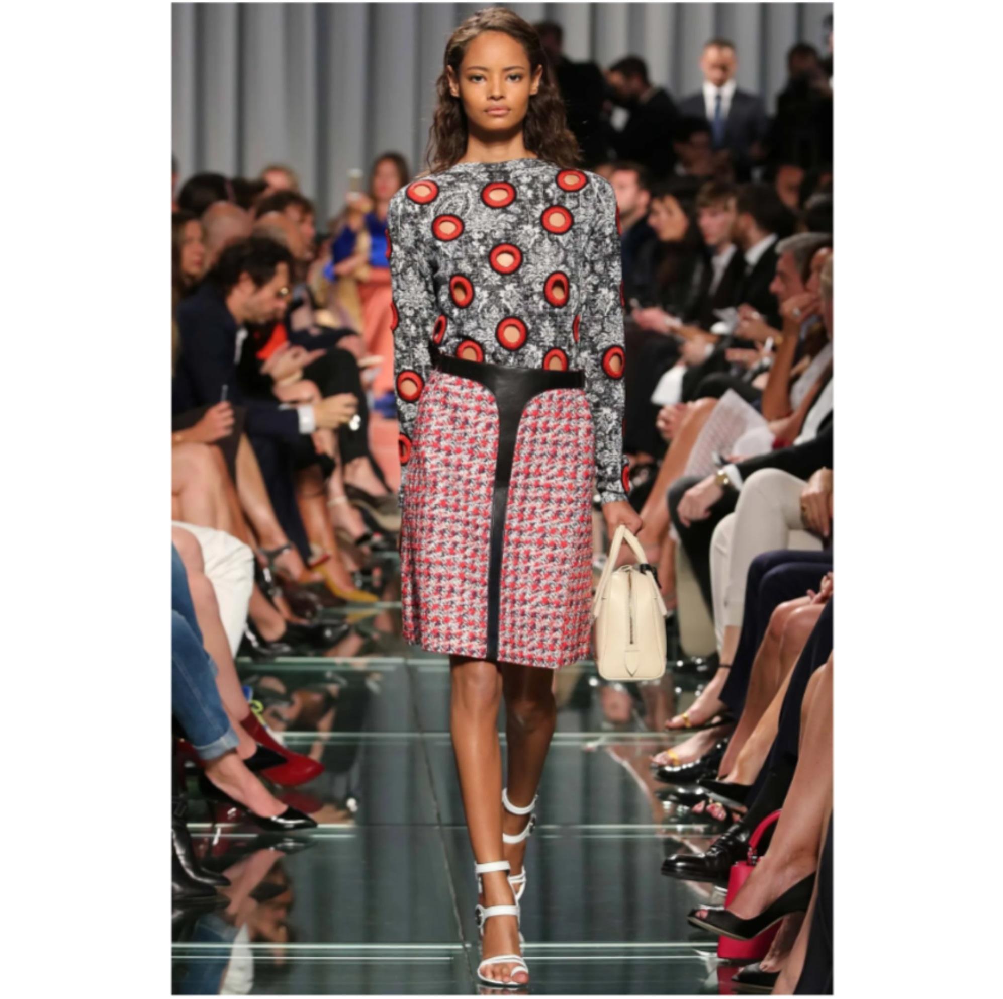 Resort 2015 Louis Vuitton Ghesquiere Tricolor Silk Shorts FR38 For Sale 2