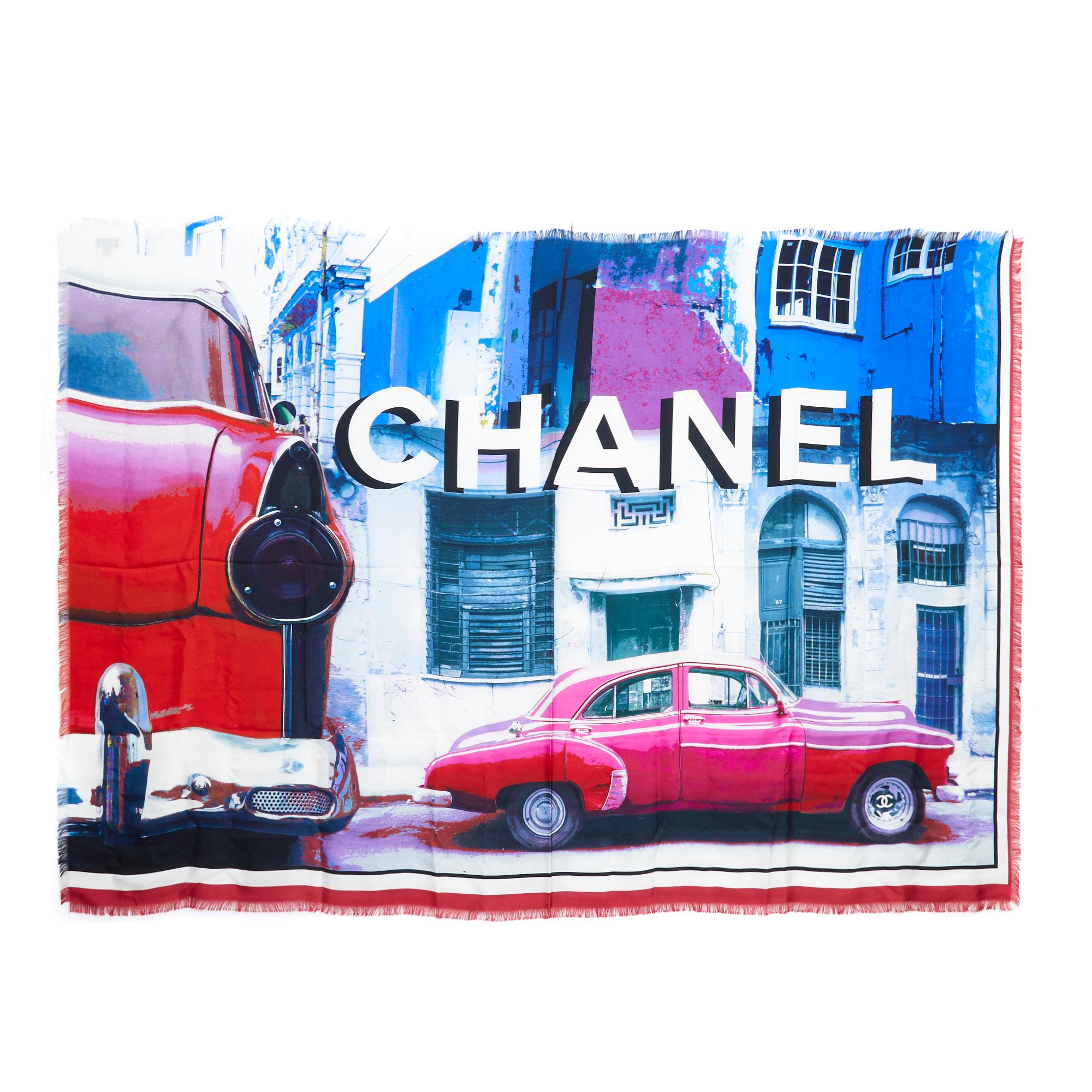 Resort 2017 in Cuba Chanel Silk Maxi Scarf Pareo In Excellent Condition For Sale In PARIS, FR