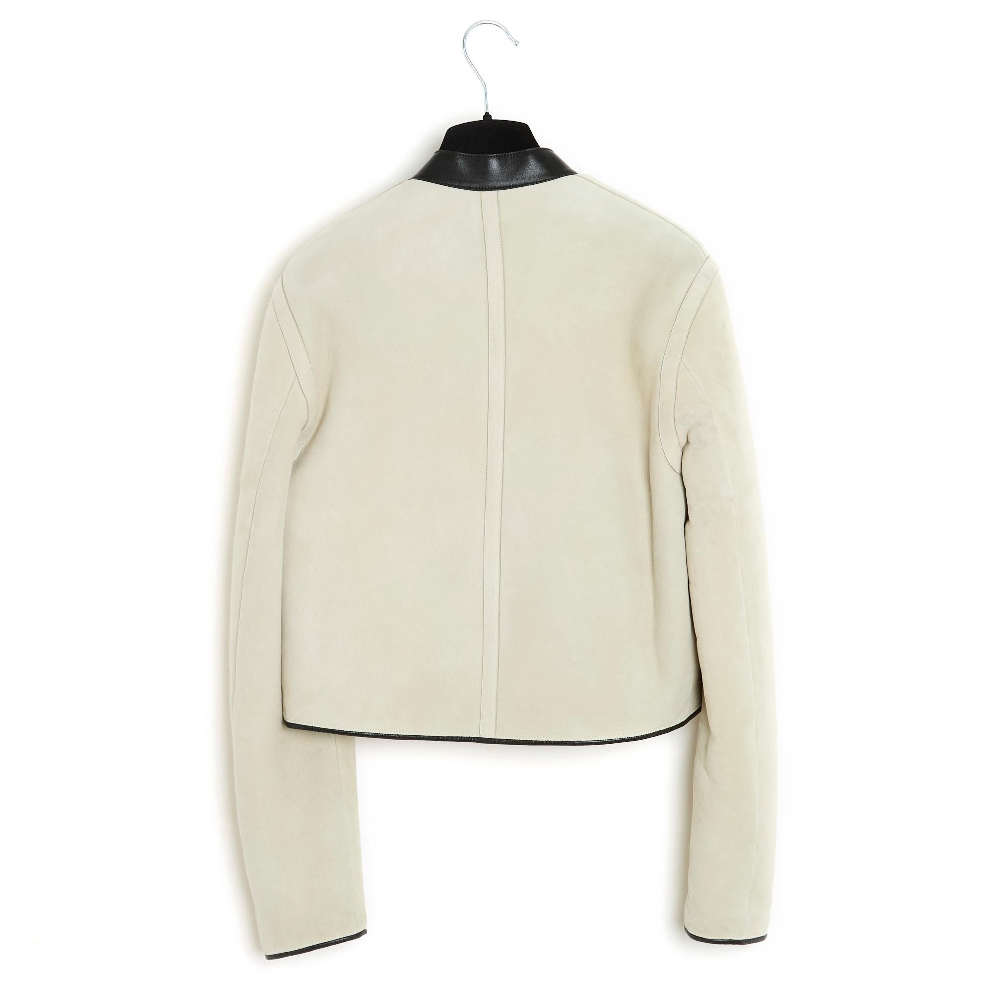 Resort 2017 Louis Vuitton Short Shearling Jacket FR36 New For Sale 2