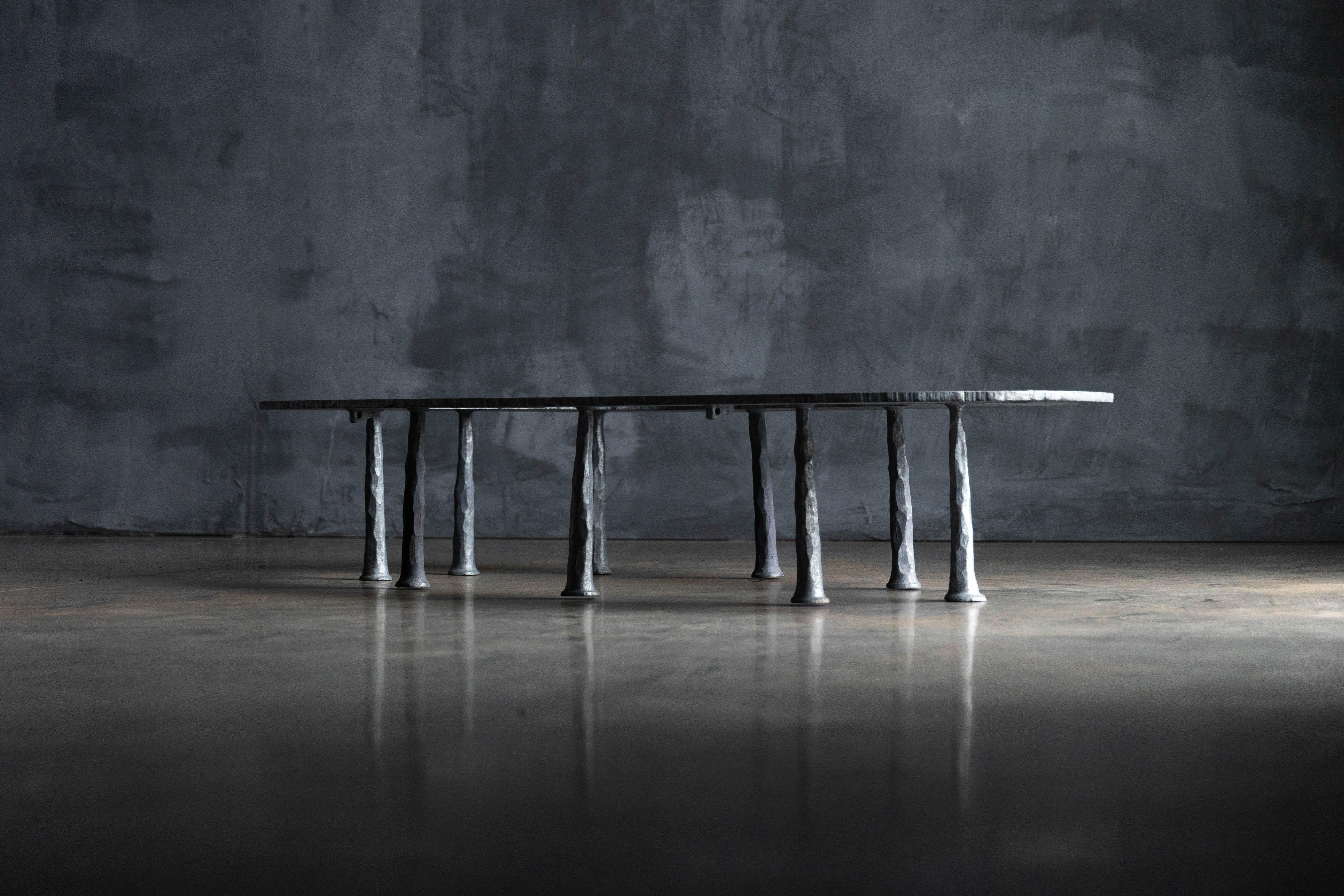 Table basse Galva Elipse de l'Atelier Serruys, Belgique, 2024 Excellent état - En vente à Antwerp, BE